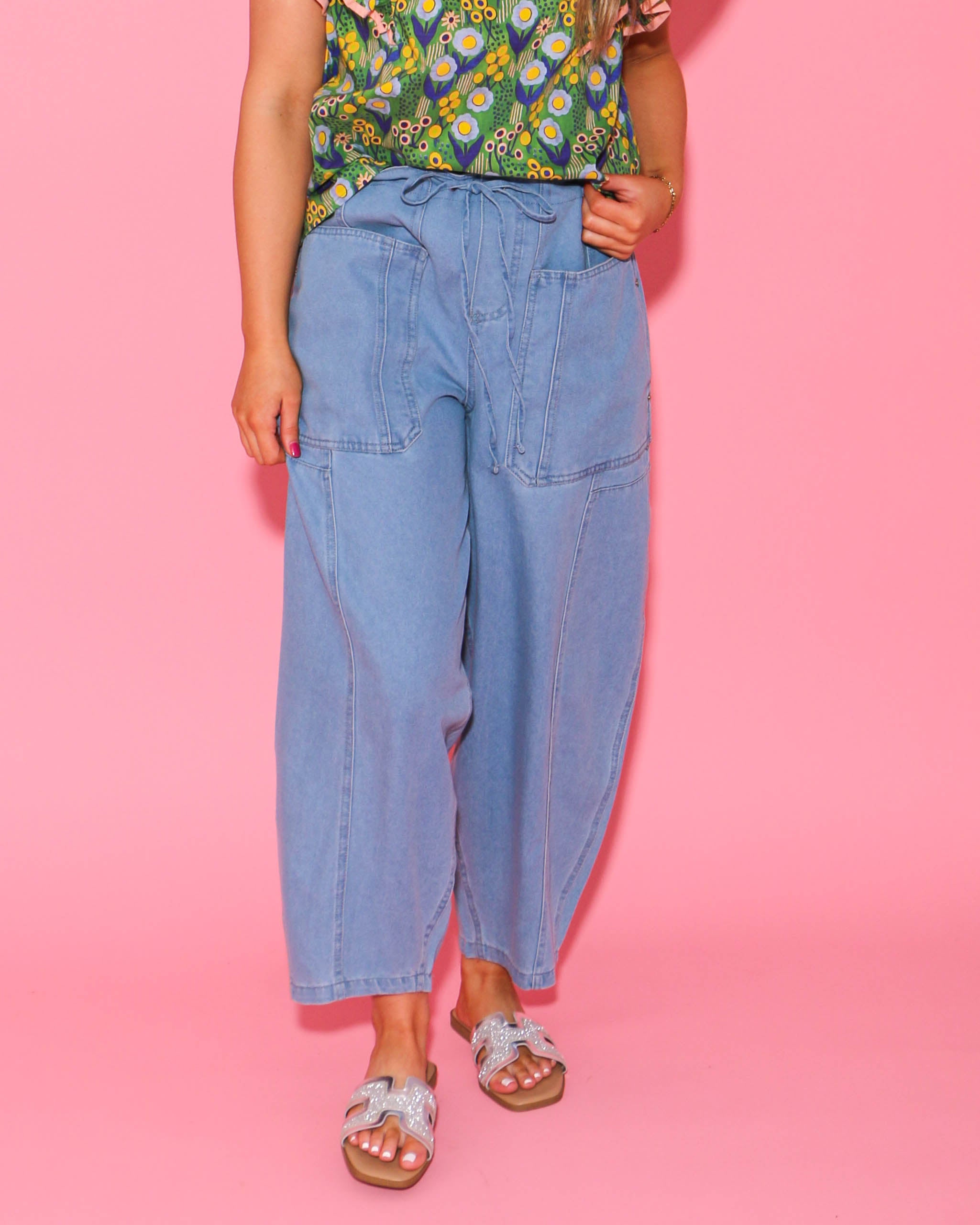 High-Waist Barrel Pull on Pants in Light Blue