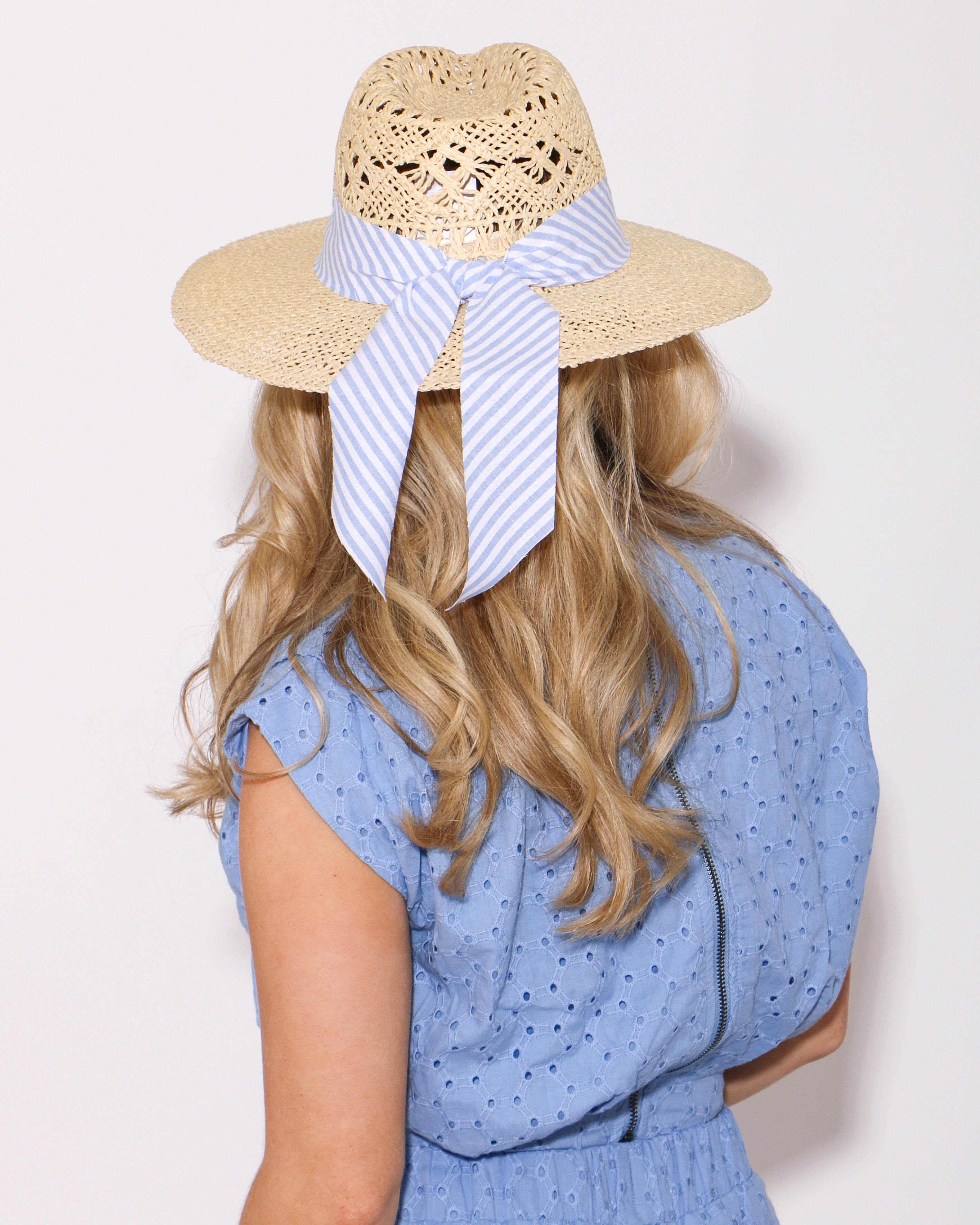 Mel Hat in Natural