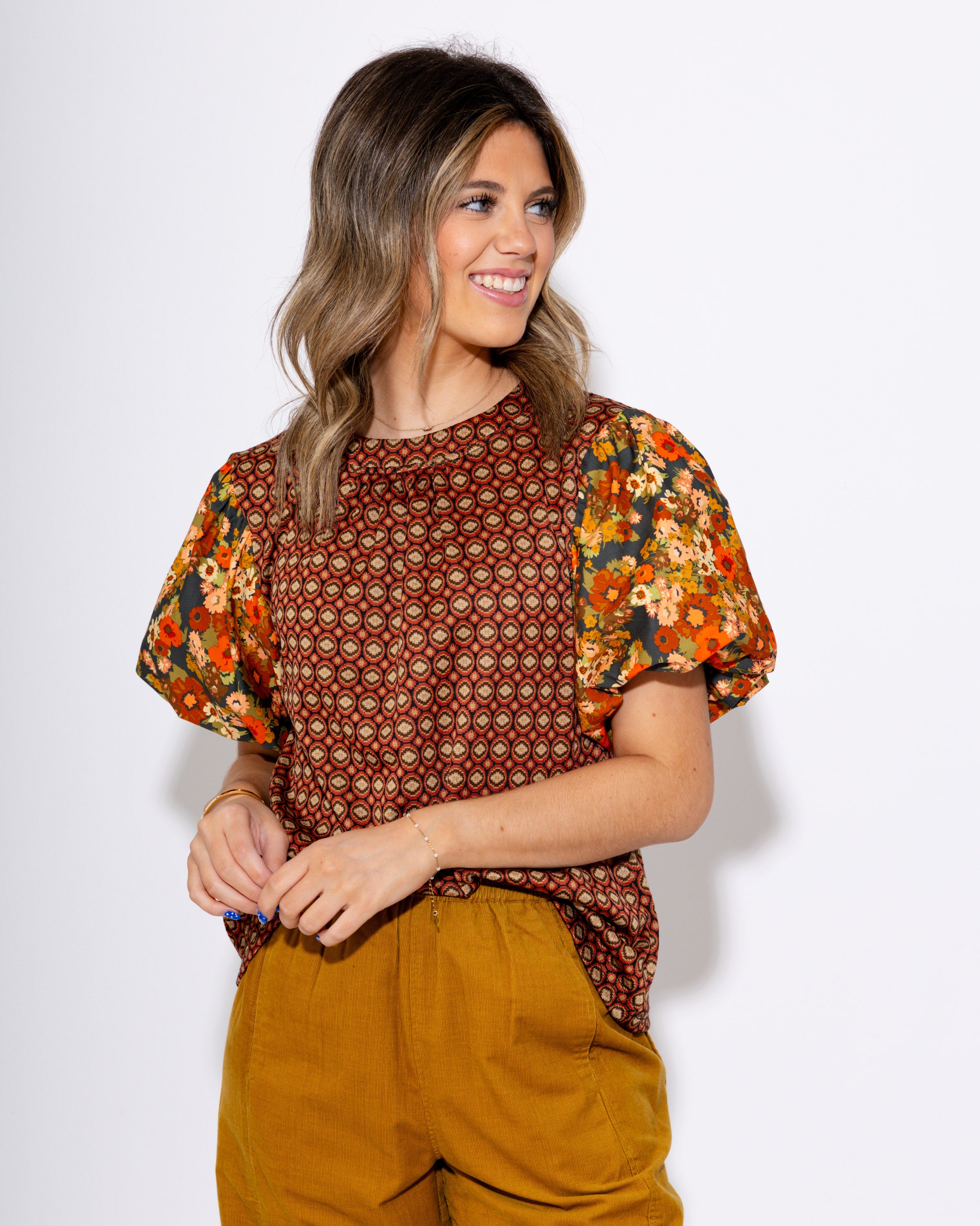 Ivy Jane | Floral Flair Puff Sleeve Top