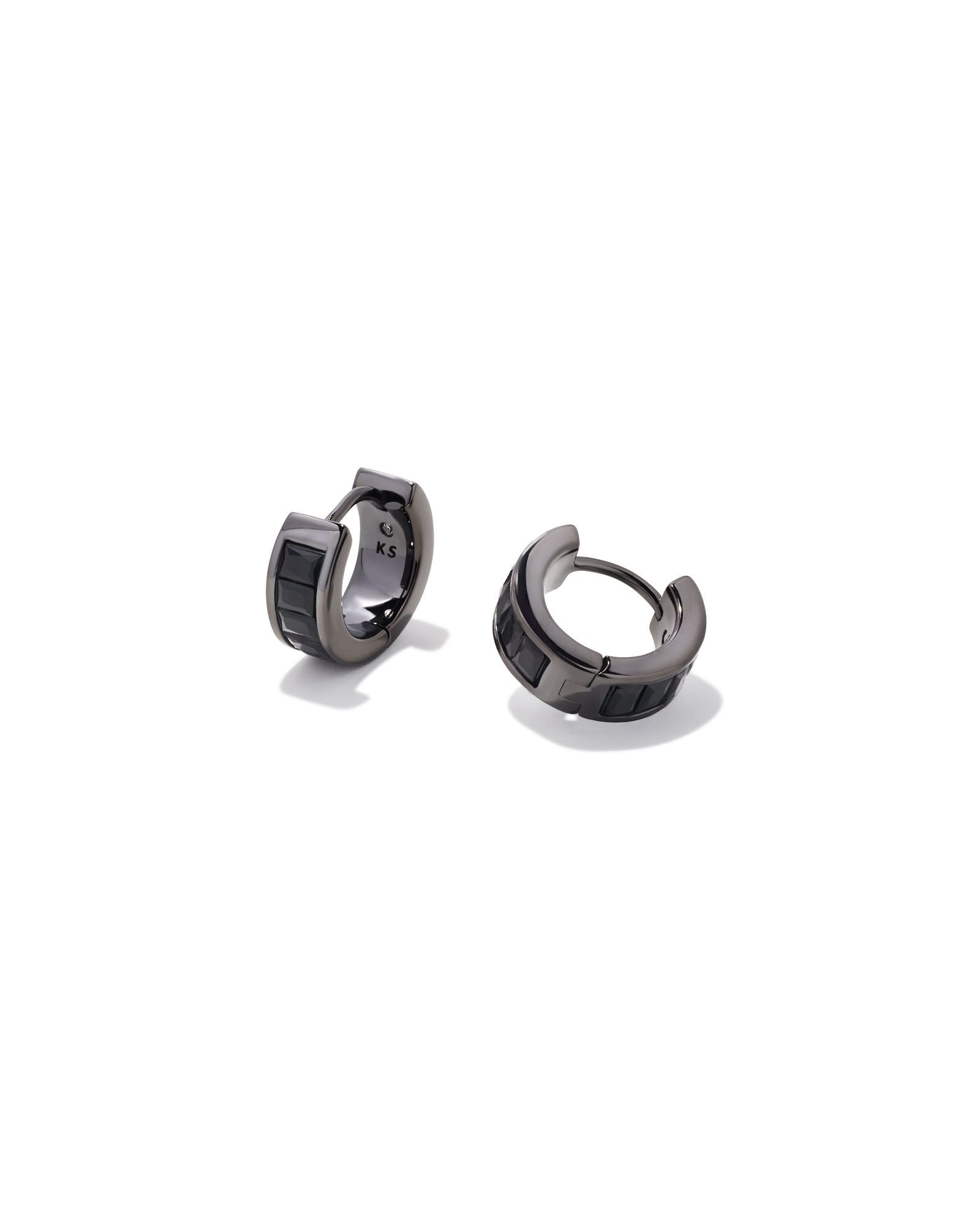 Jack Huggie Earring in Gunmetal Black Spinal