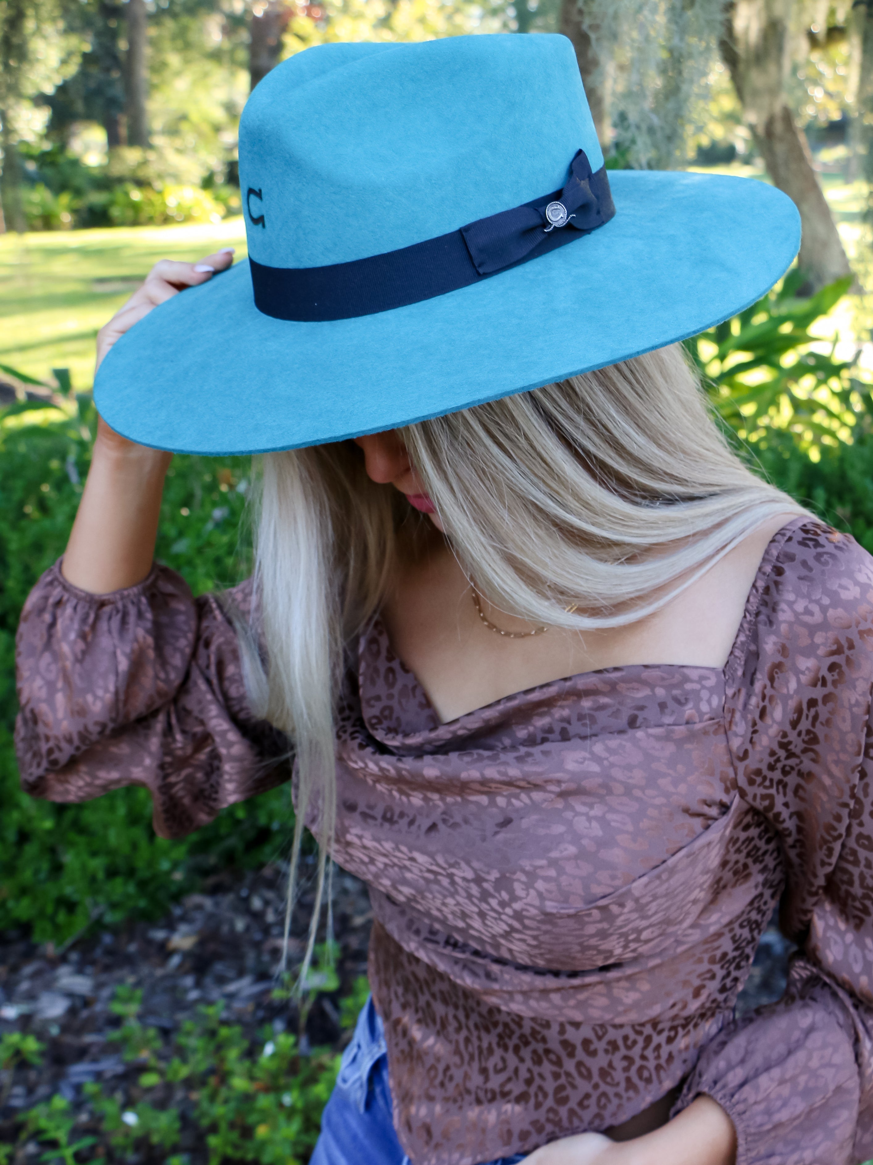HIGHWAY in Teal