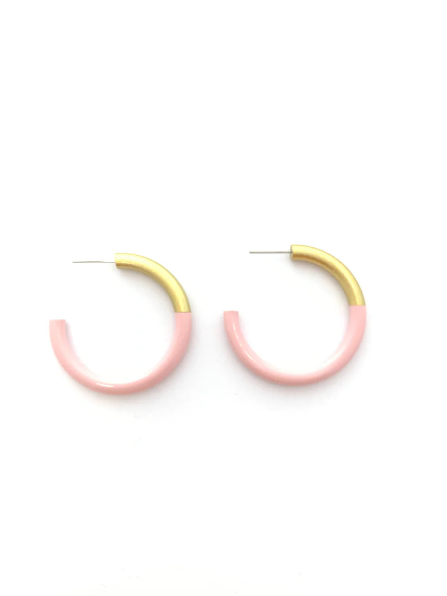 LIZ Medium Hoops in Baby Pink