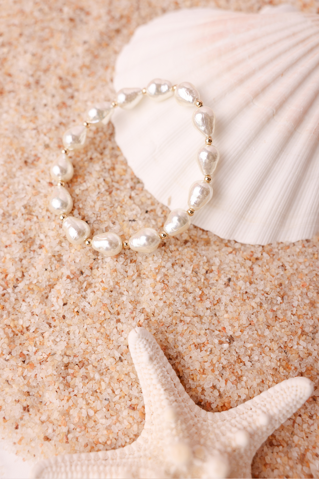 Saylor Pearl Bracelet in Gold