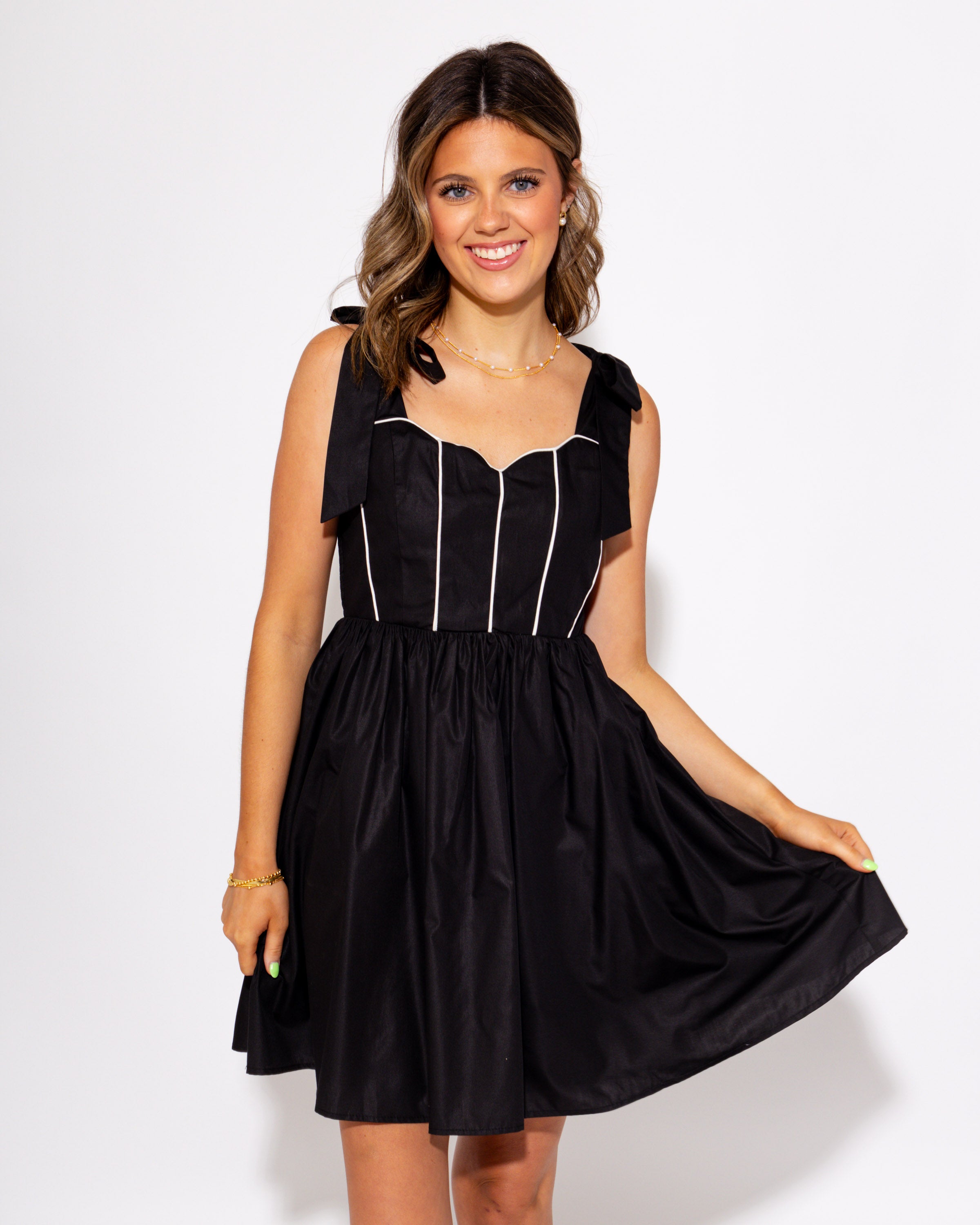 Scalloped Charm Bow Shoulder Tie Mini