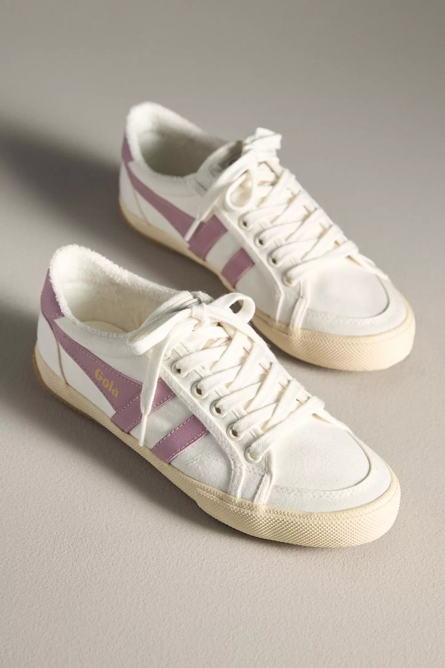 Stratus Plimsolls Sneaker in Off White/Candy
