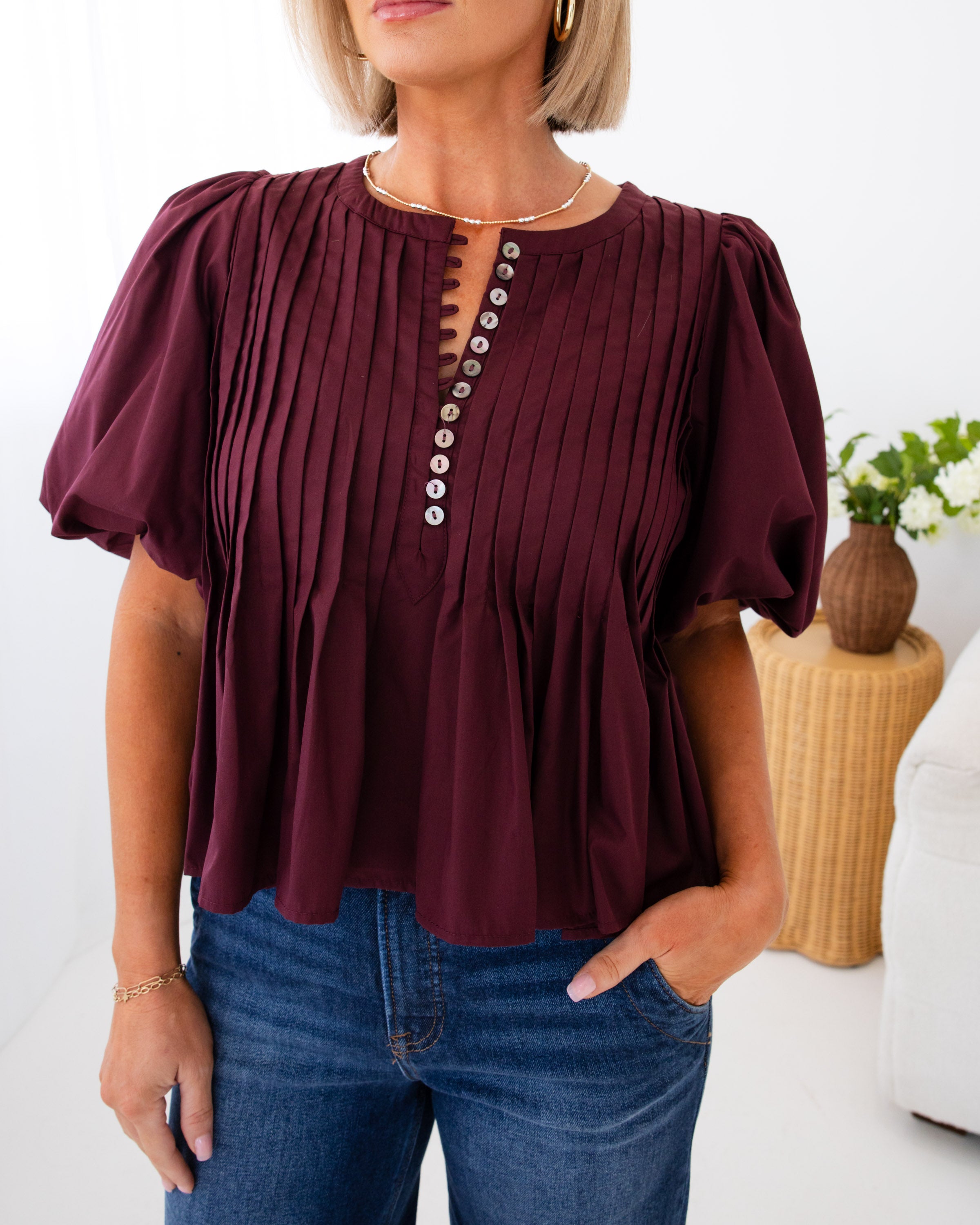 Puff Sleeve Pintuck Top in Merlot