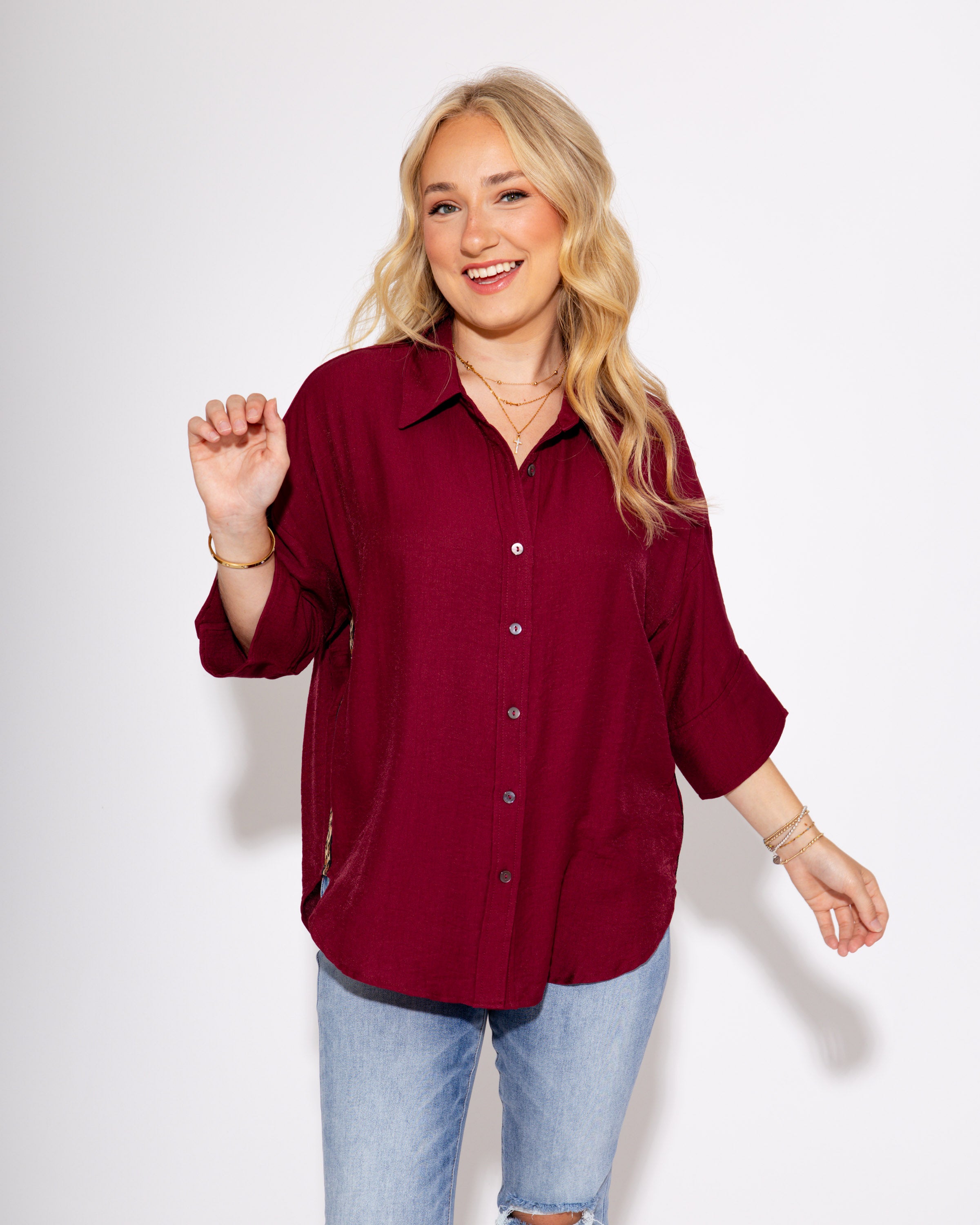 Wild Contrast Trim Top in Wine