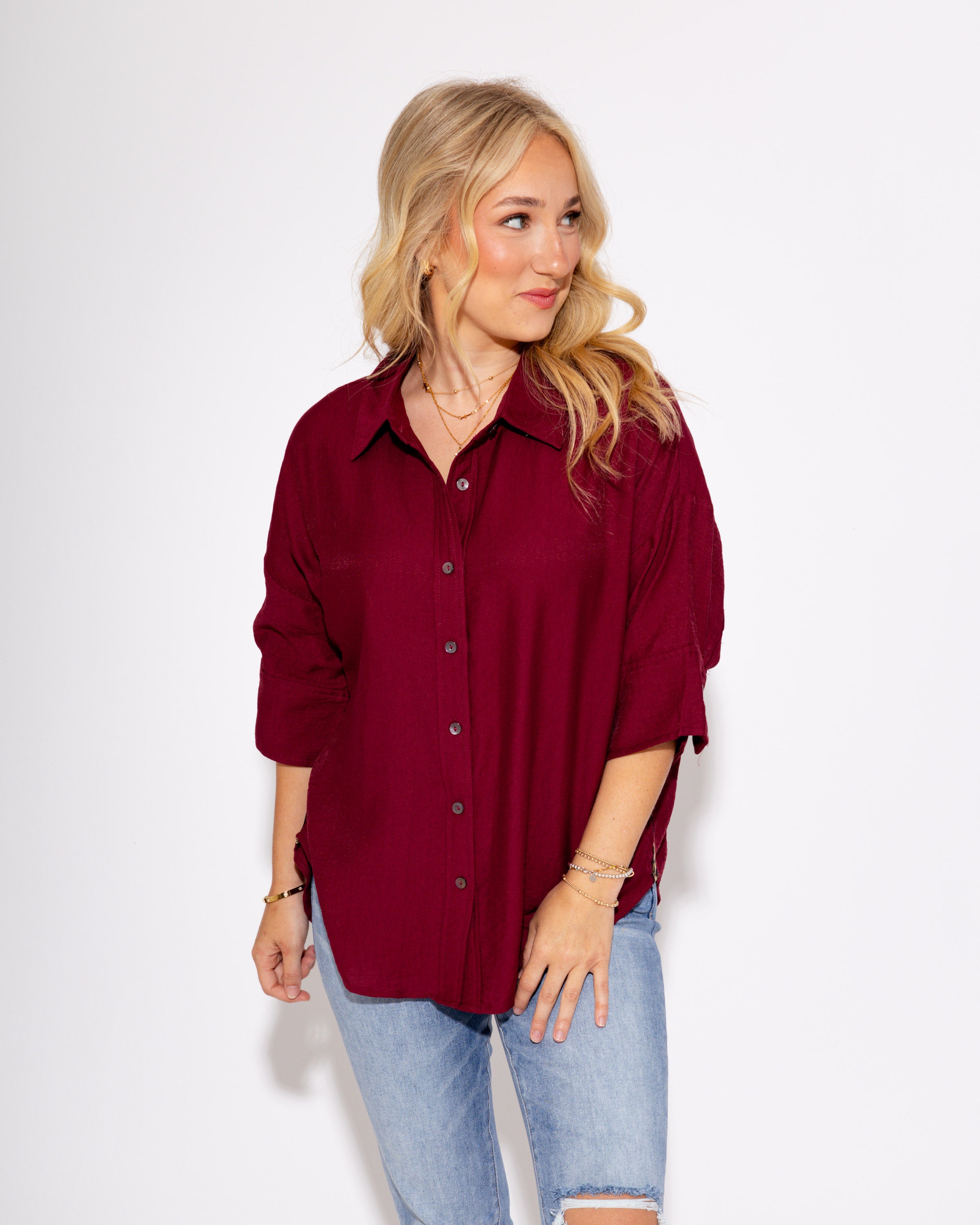 Wild Contrast Trim Top in Wine