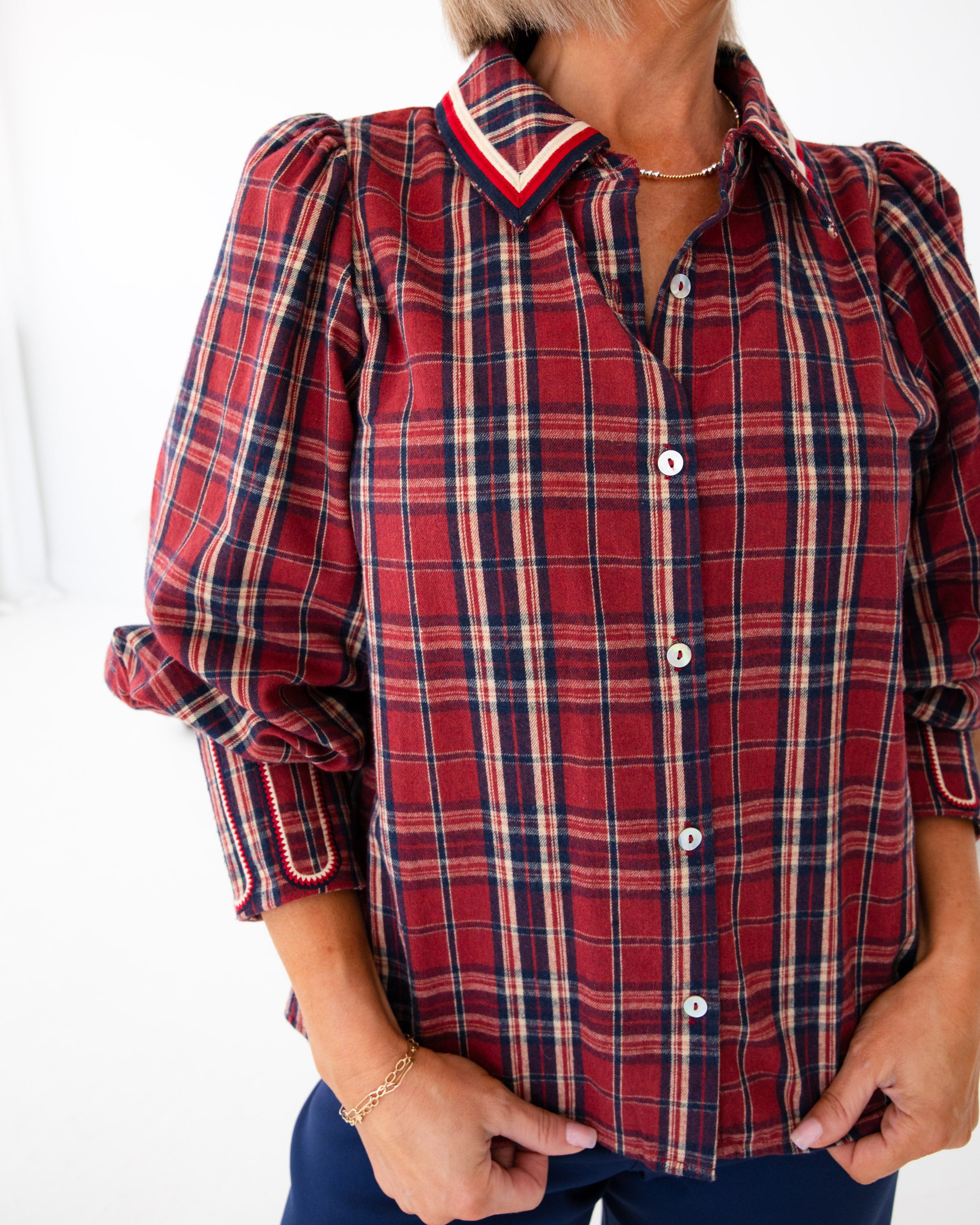 Embroidered Plaid Puff Sleeve Top