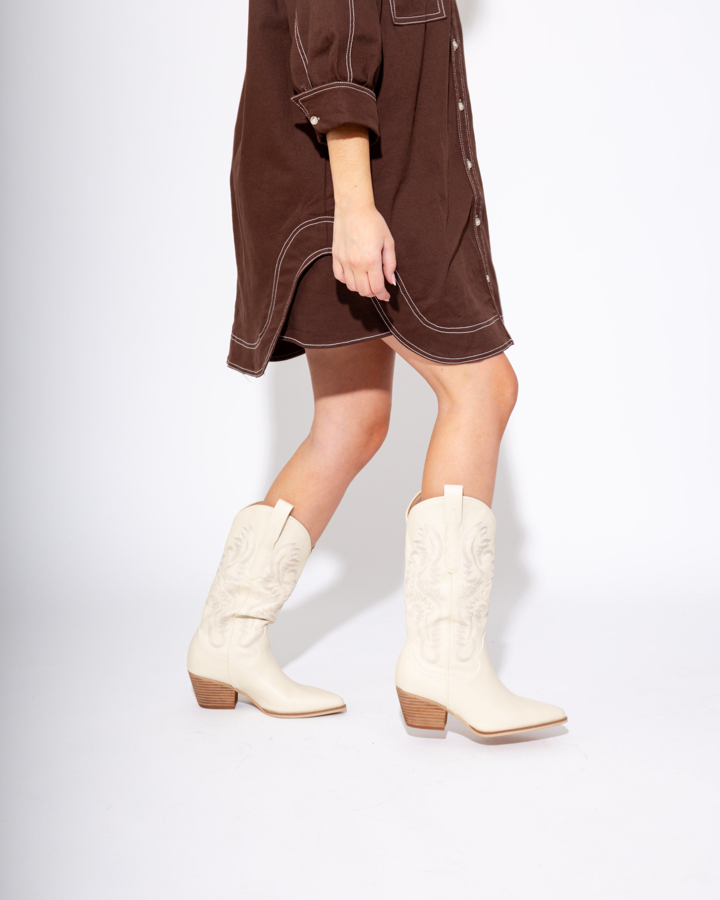 The Amaya Ivory Classic Western Boot