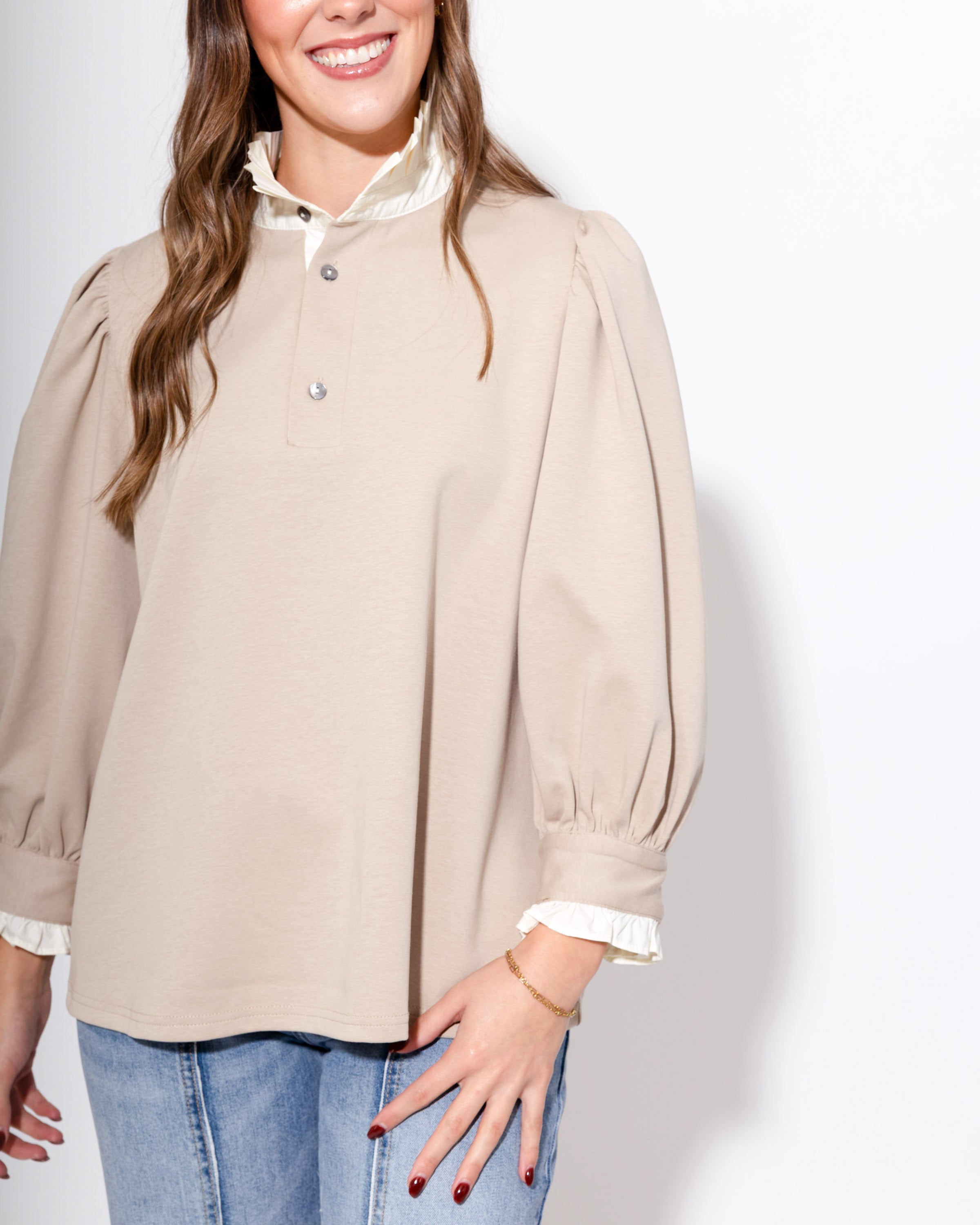 Pleated Trim Puff Sleeve Top