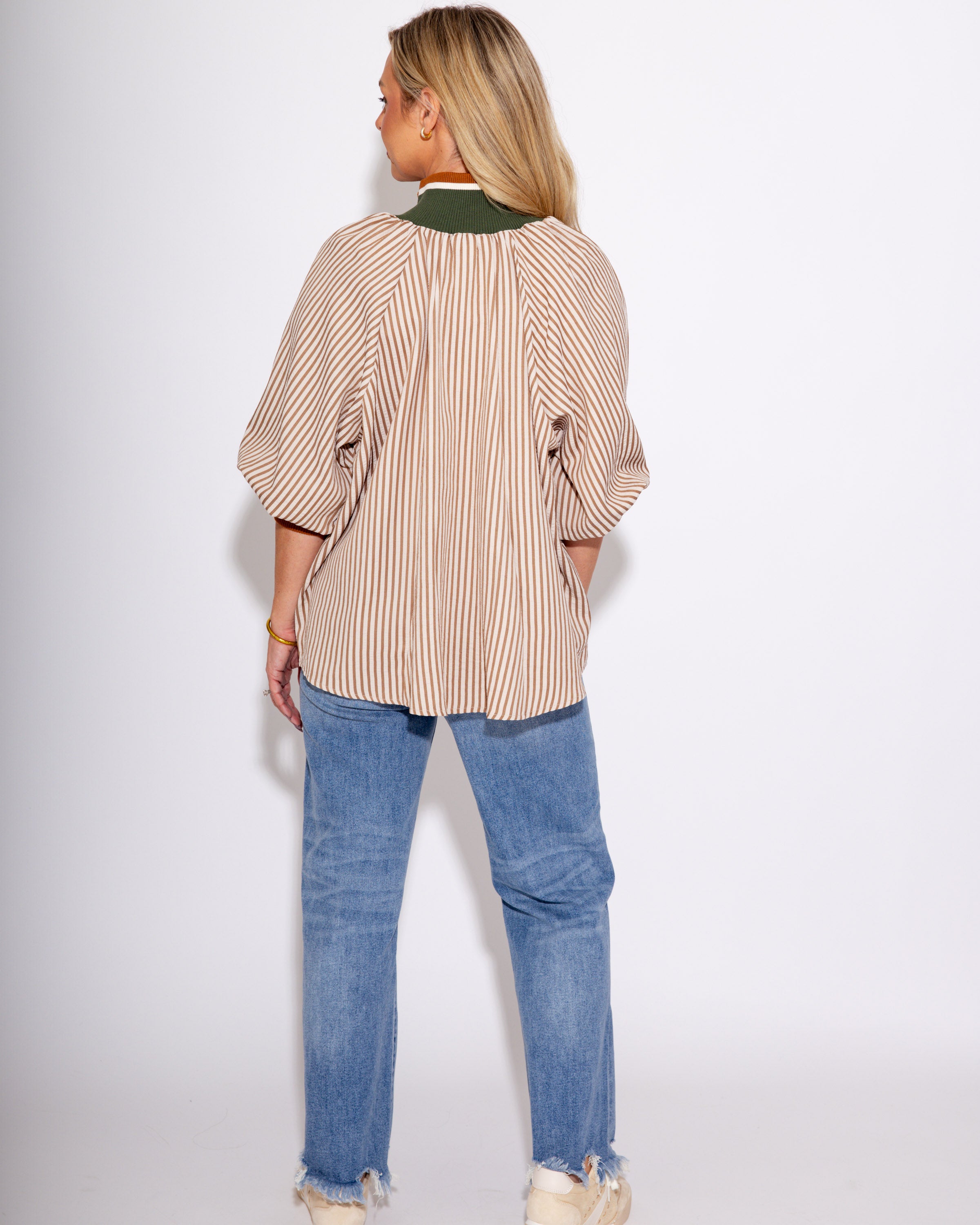 Refined Contrast Zip Pullover