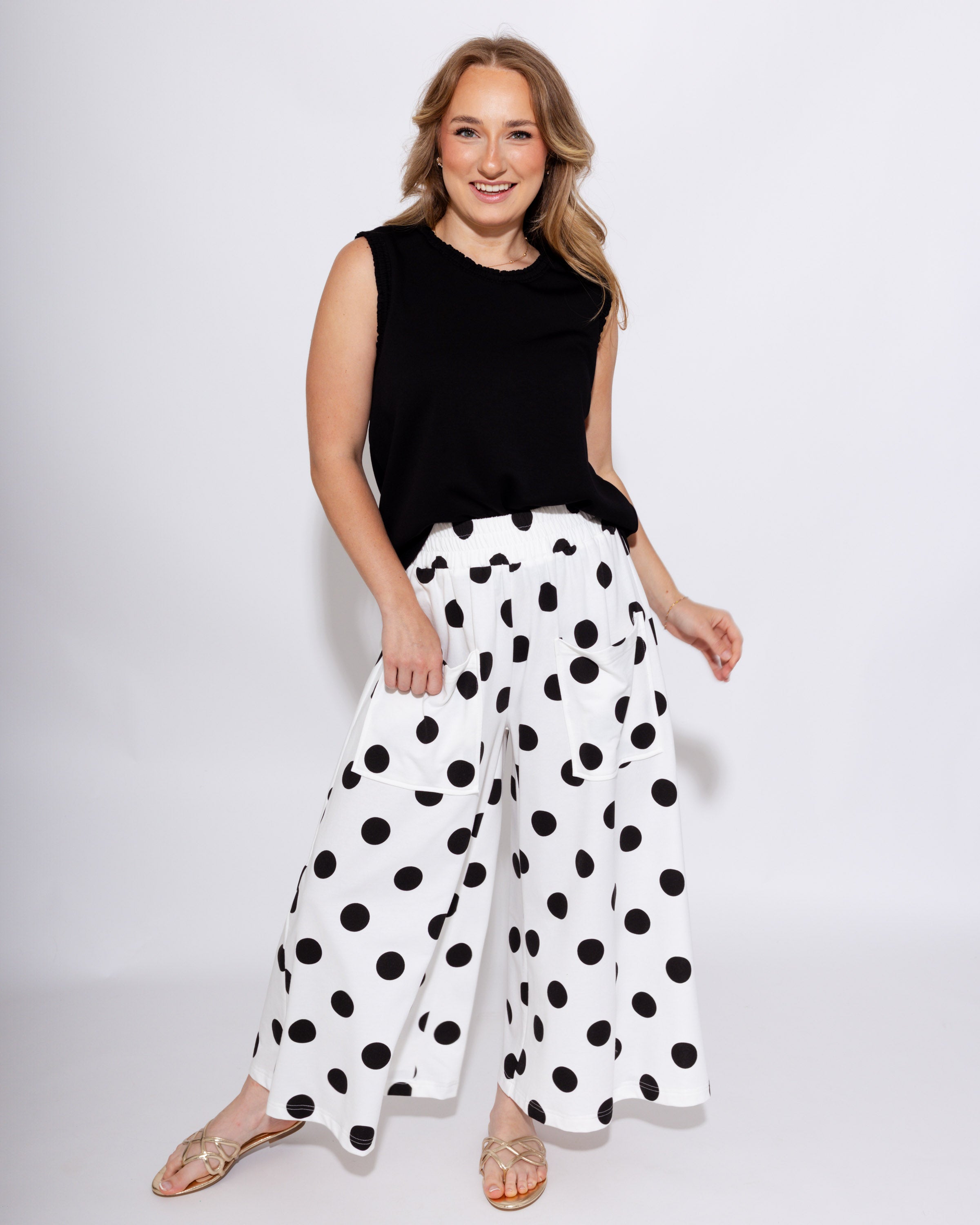 Smocked Edge Tank in Black