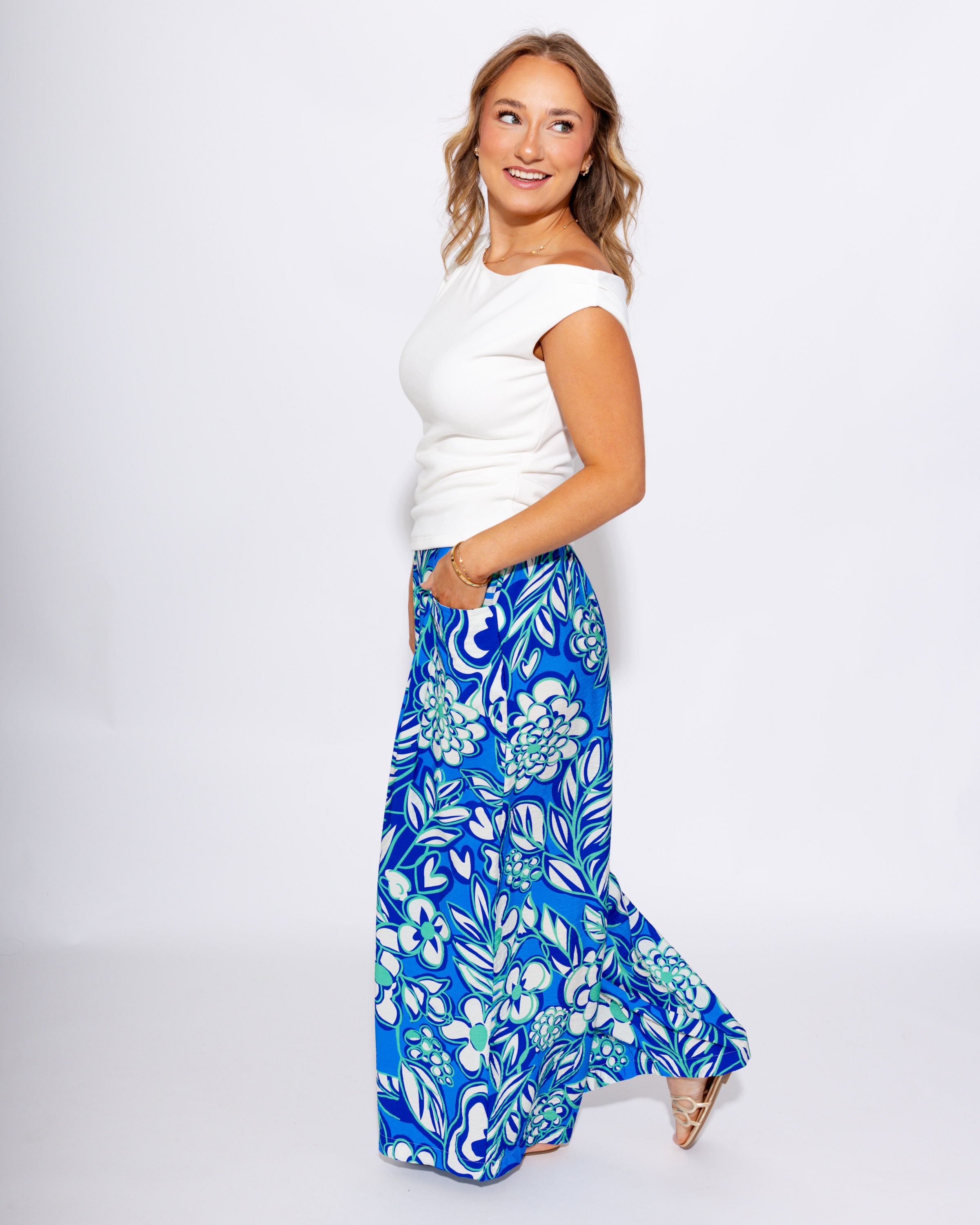 Tropical Floral Wide Leg Cropped Pants