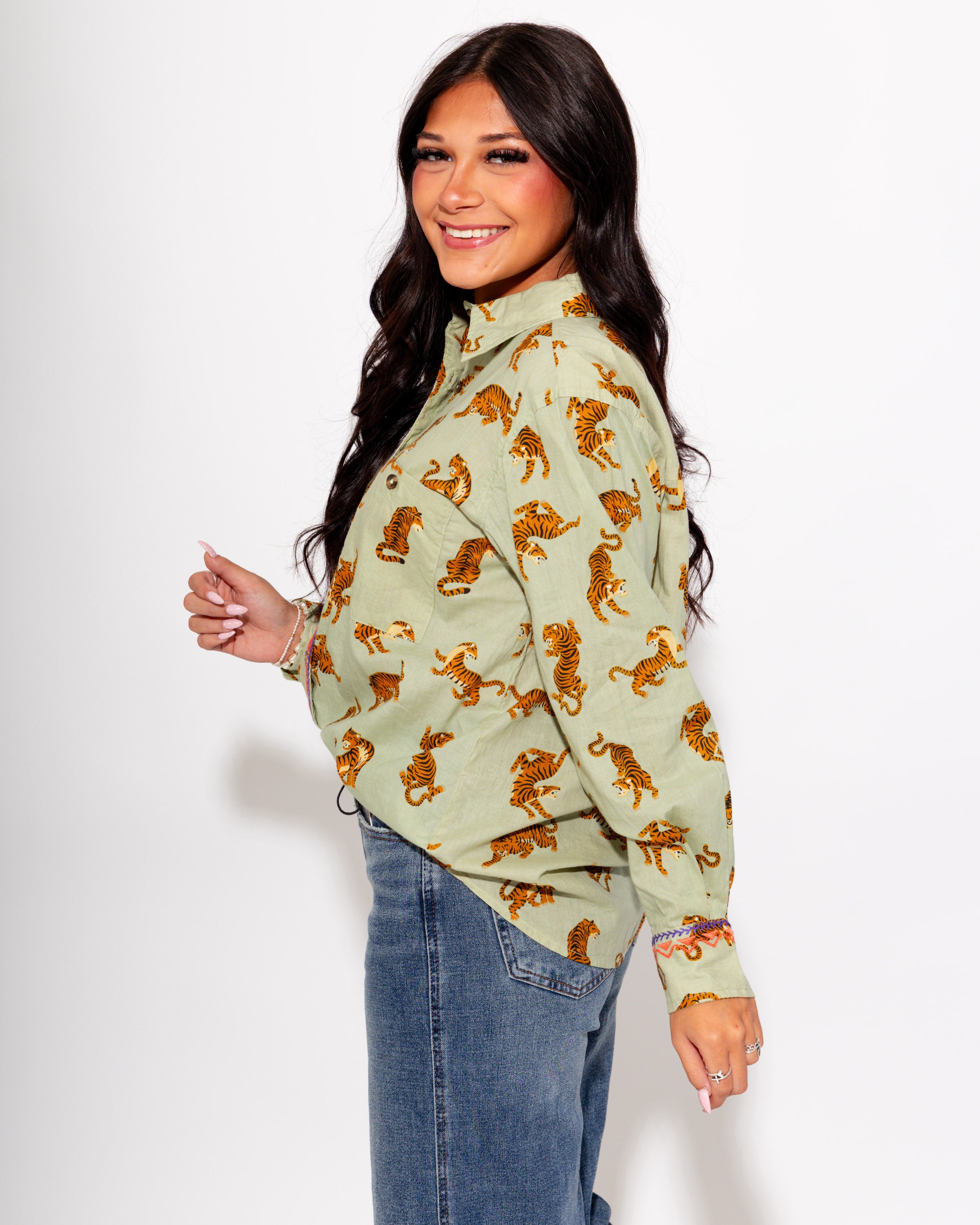 Ivy Jane I Tiger Embroidered Camp Shirt