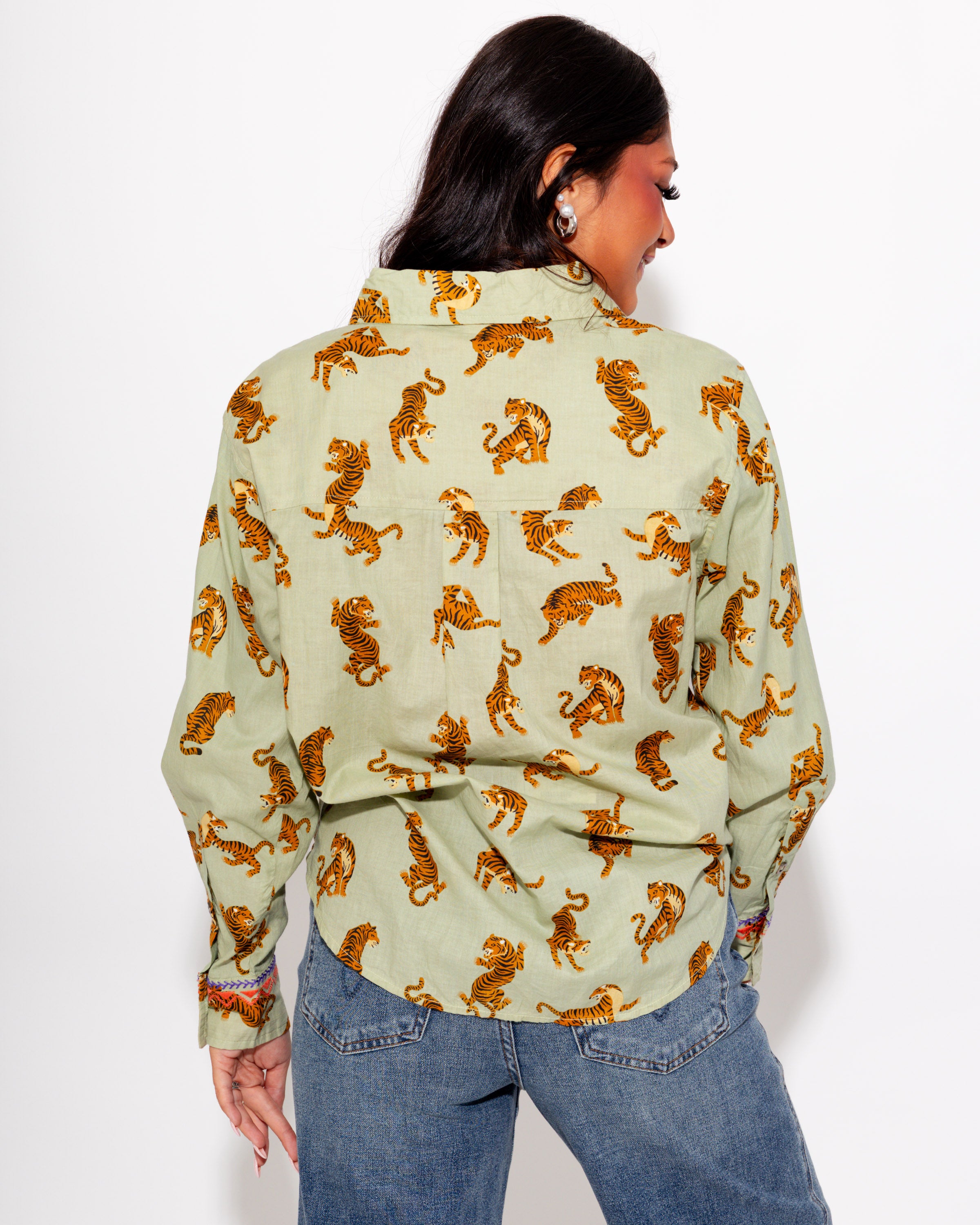 Ivy Jane I Tiger Embroidered Camp Shirt