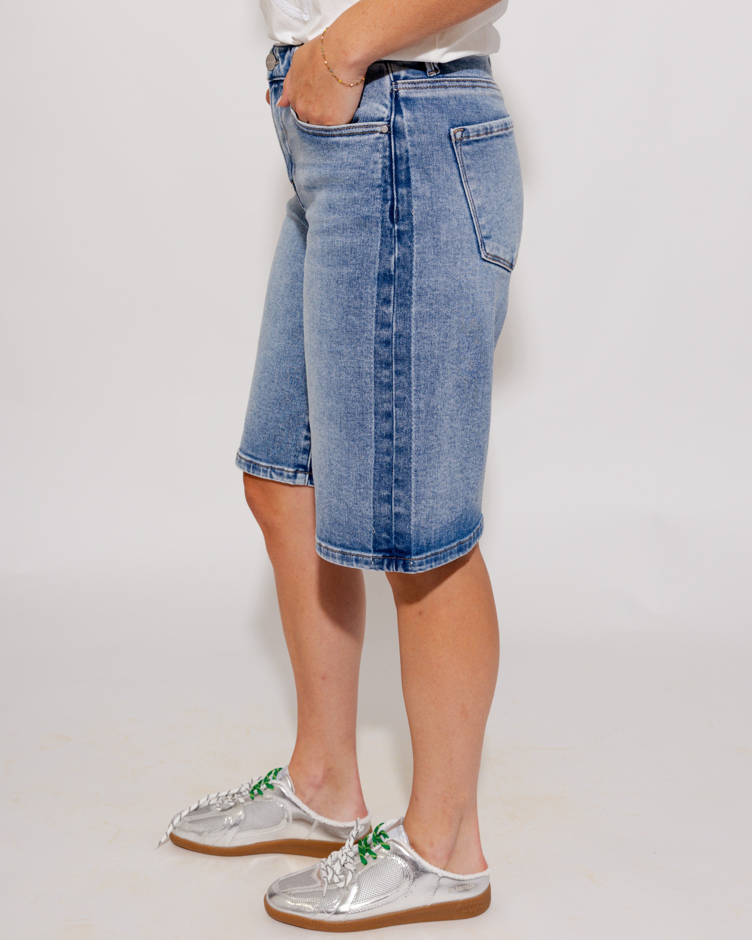 Shadow Wash Slouchy Jorts