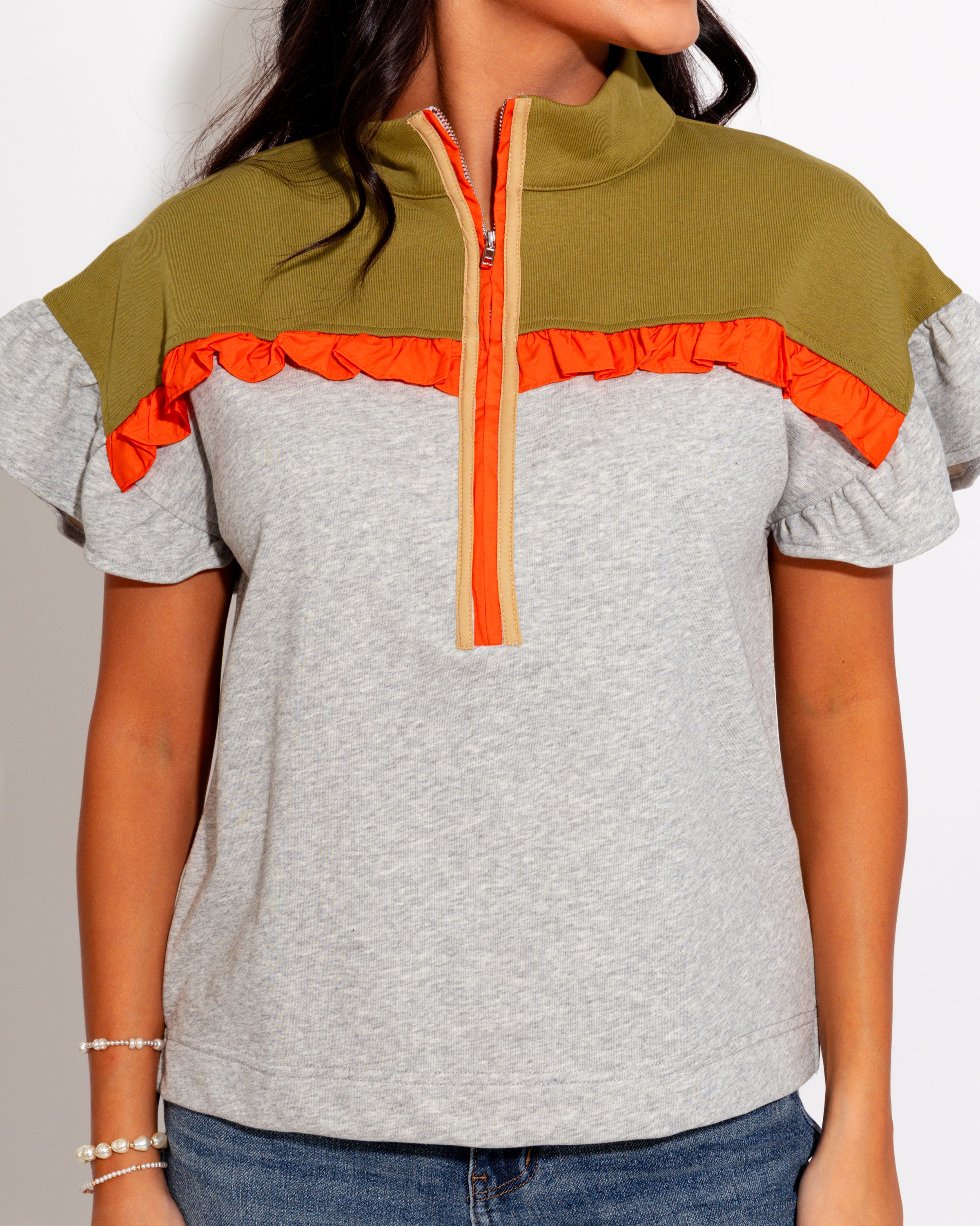 Sporty Chic Contrast Ruffle Top