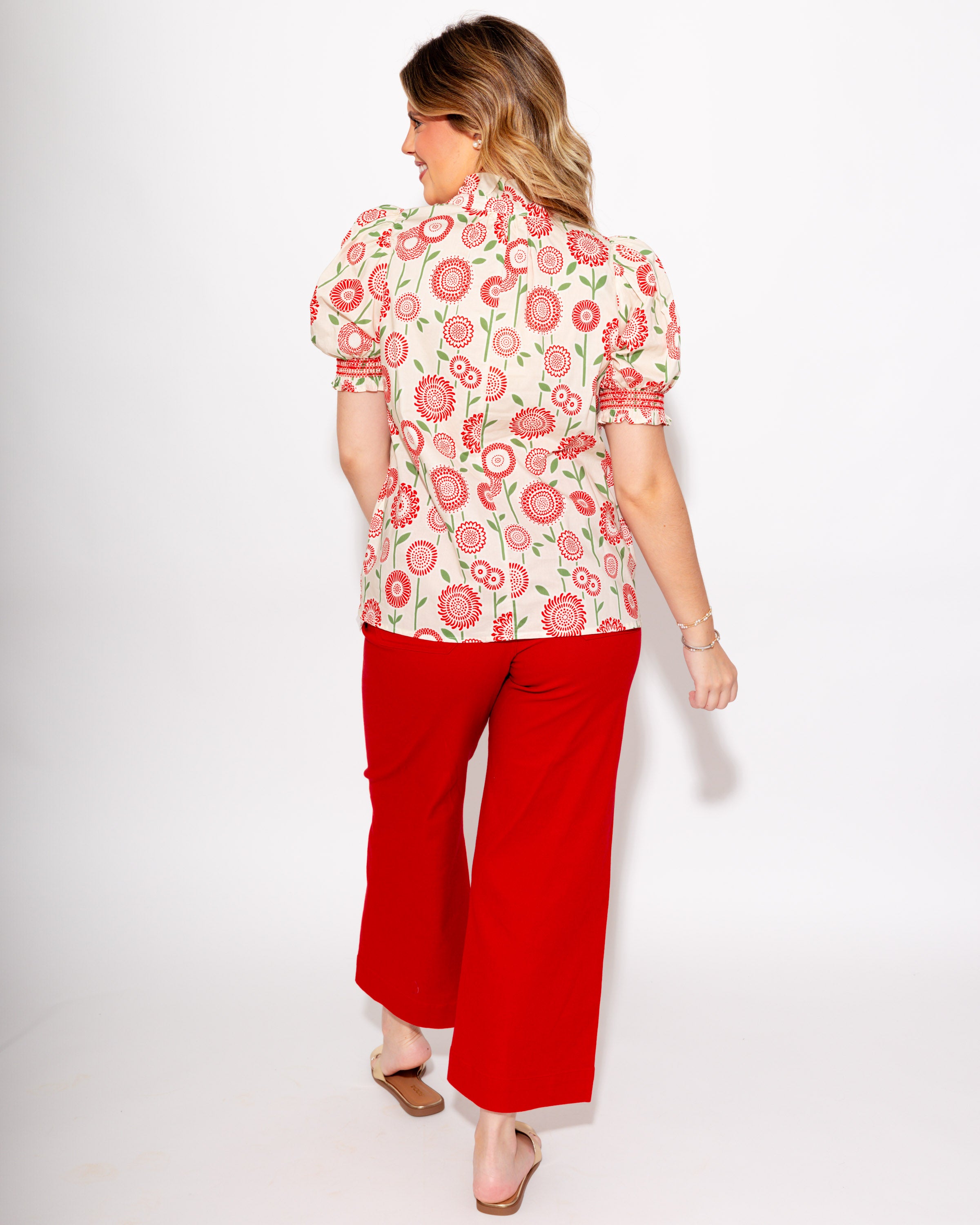 Feminine Floral Puff Sleeve Top