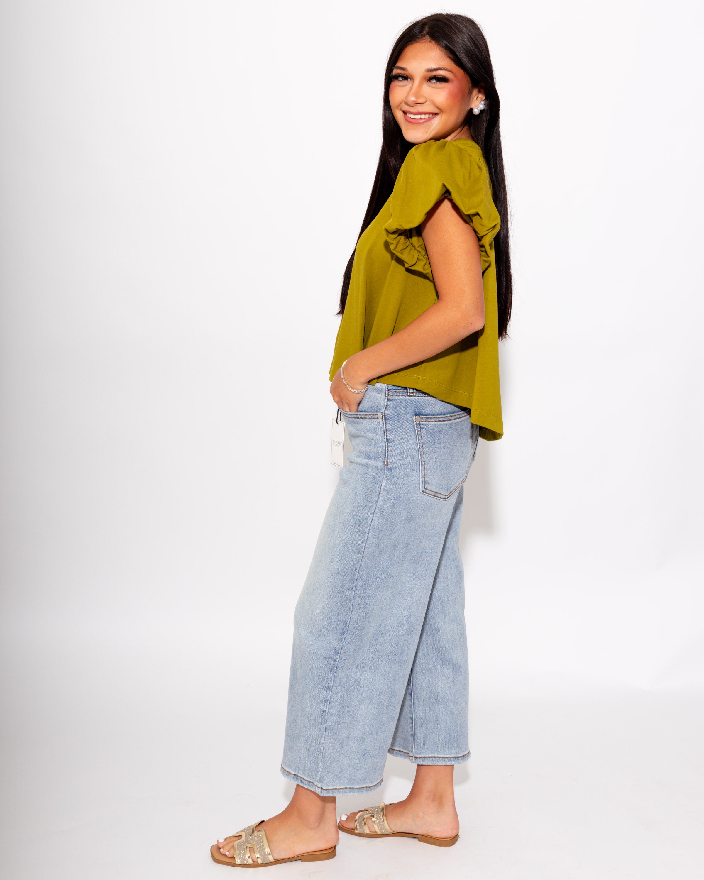 Cropped Puff Sleeve Top in Olive