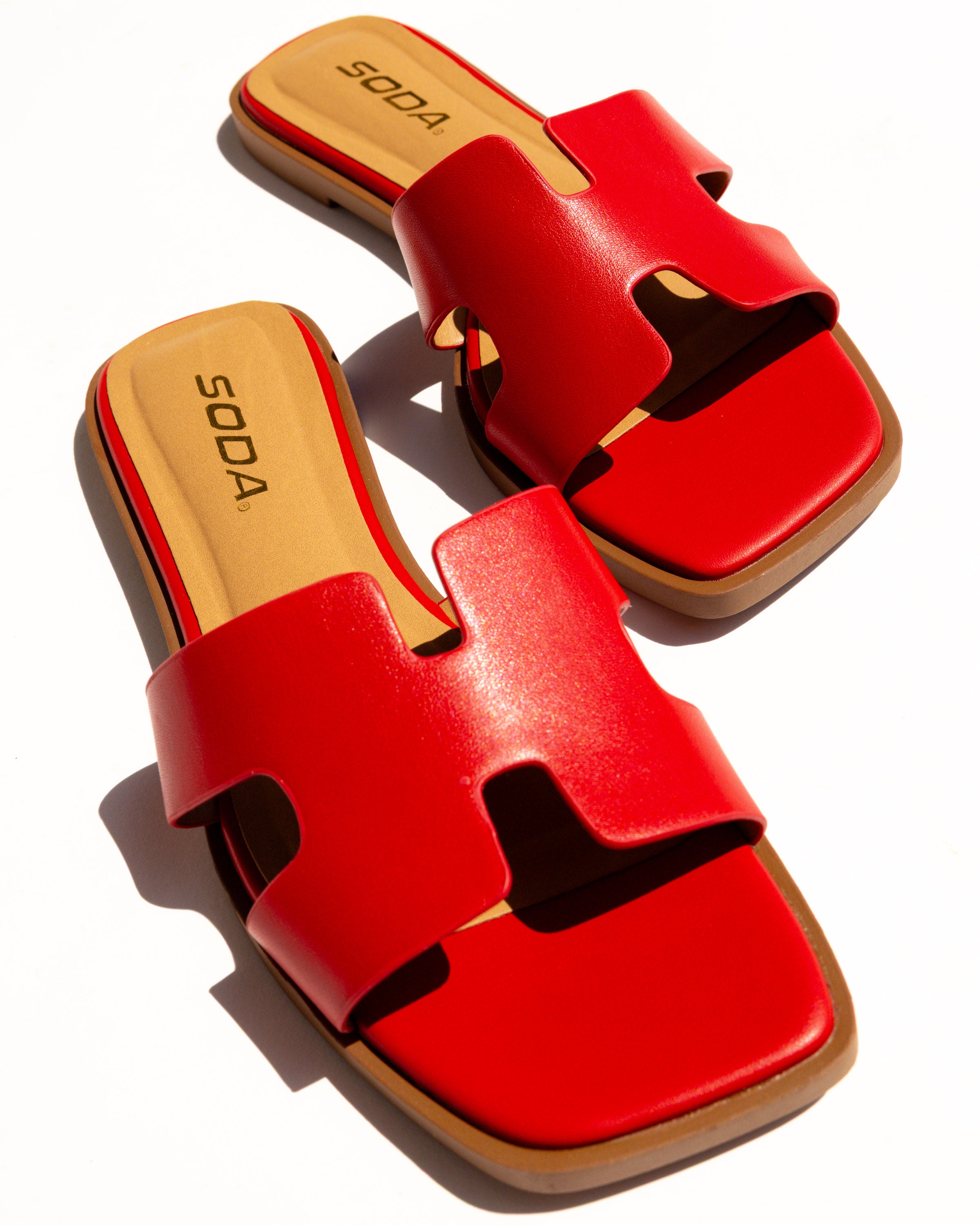 The Signature Slide in Red