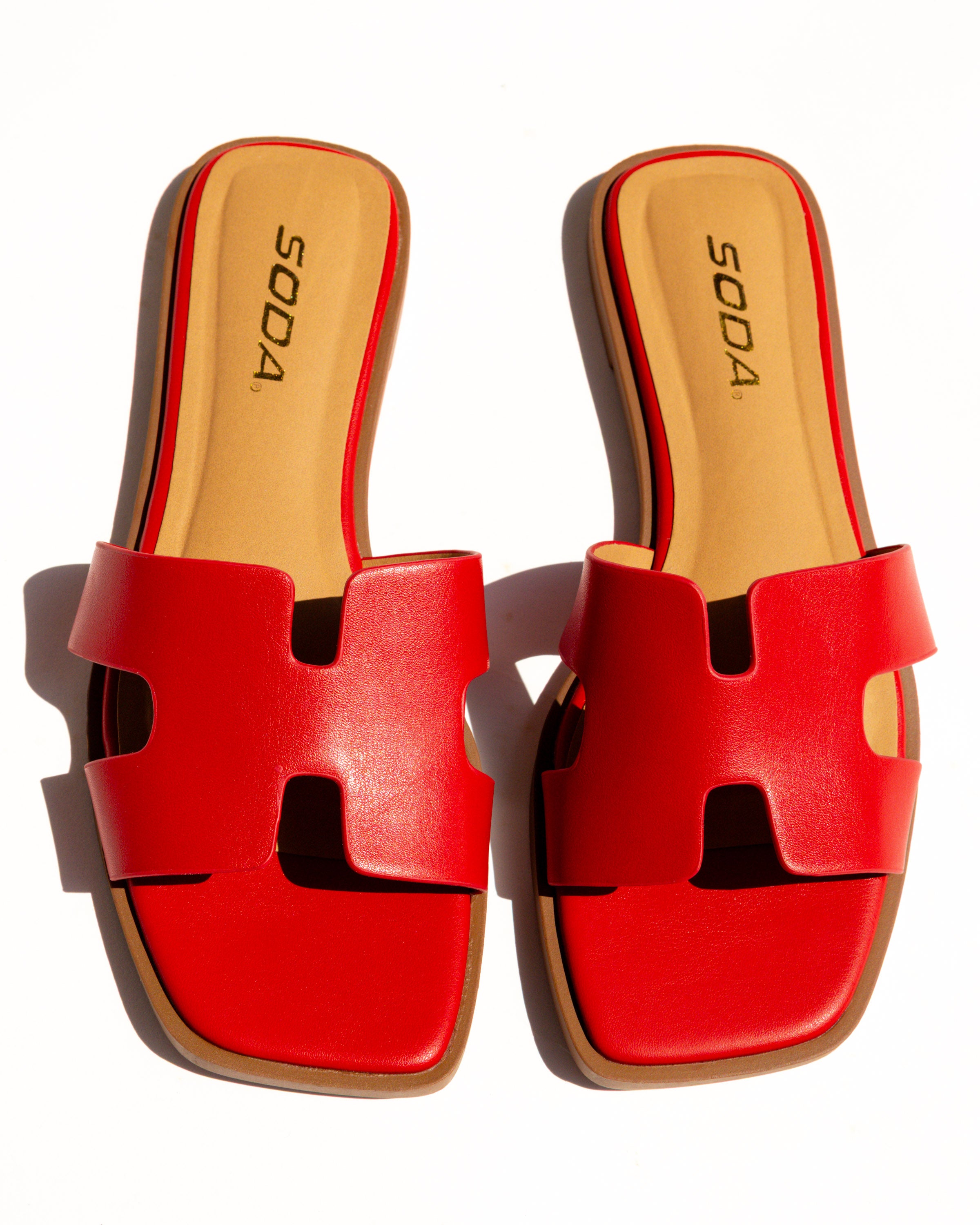 The Signature Slide in Red