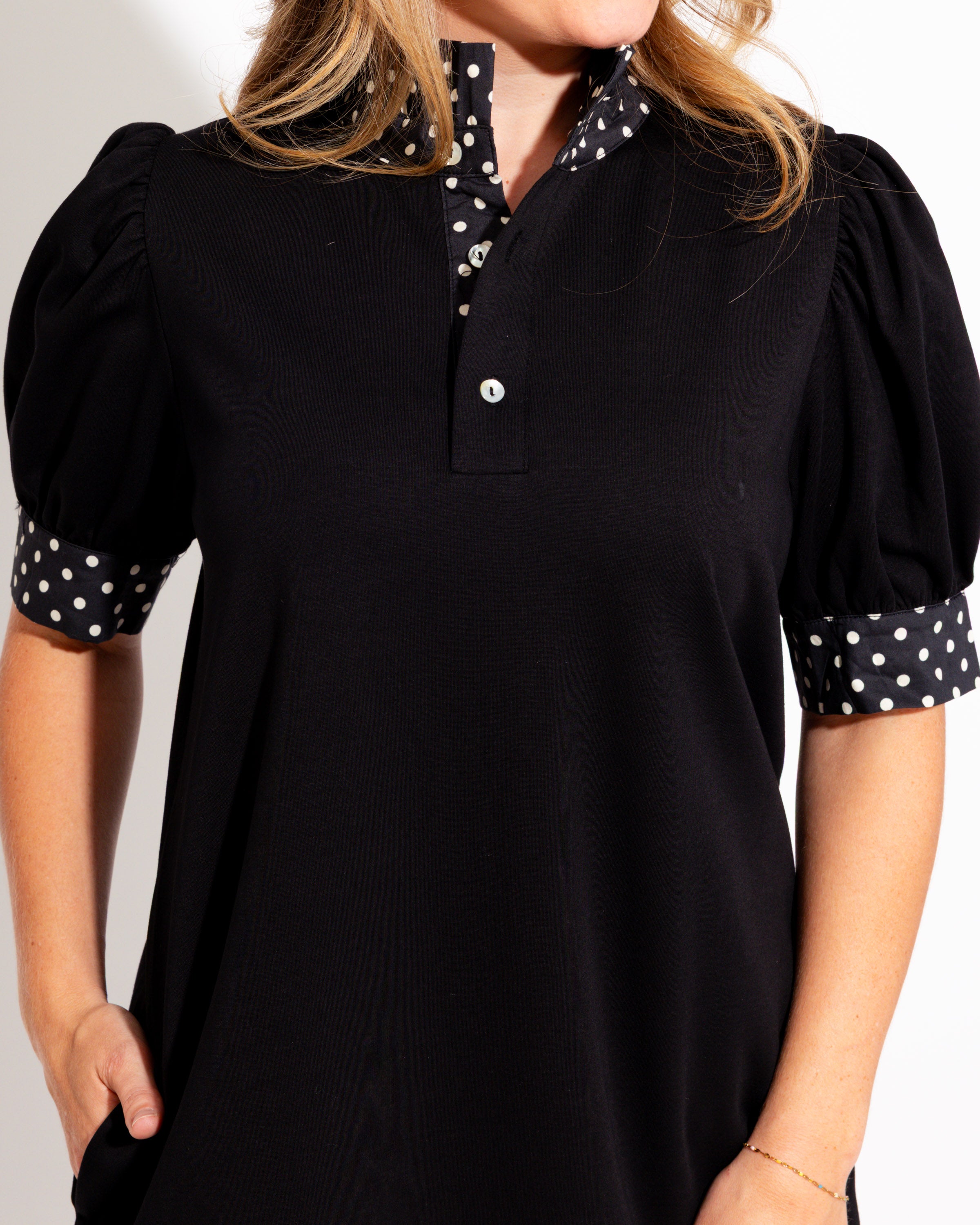 Classic Contrast Polka Dot Mini