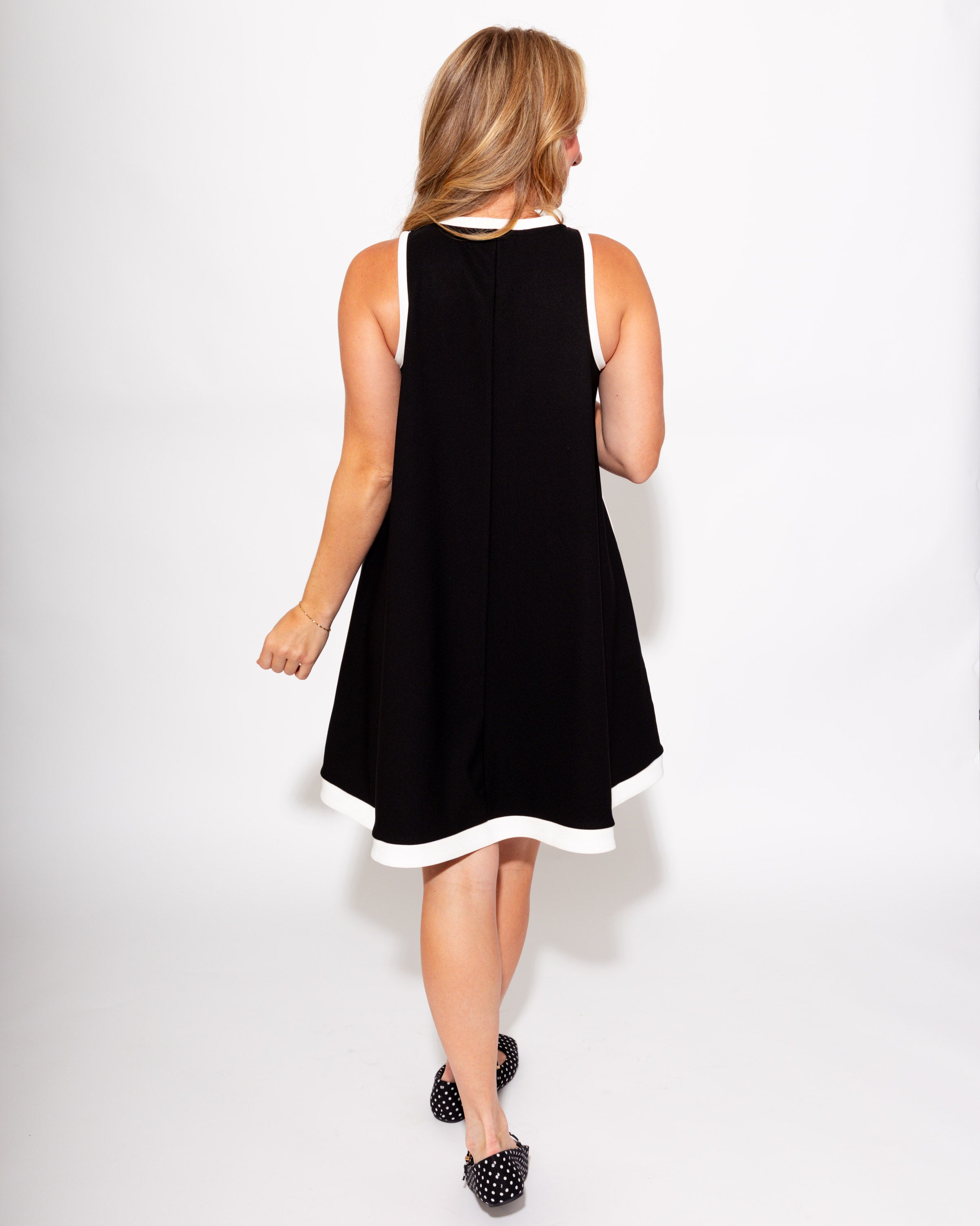 Easy Breezy Contrast Mini in Black
