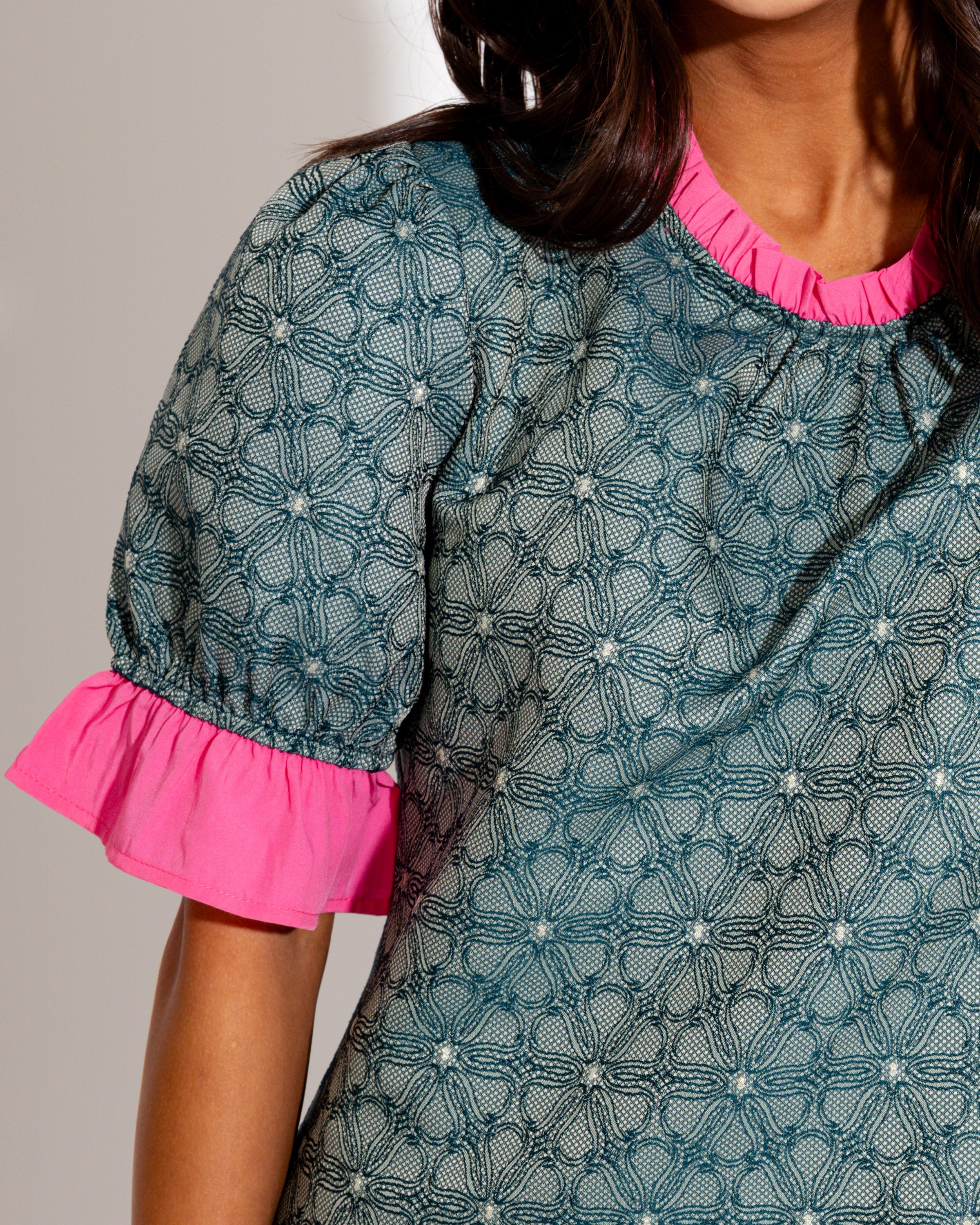 Contrast Ruffle Floral Top