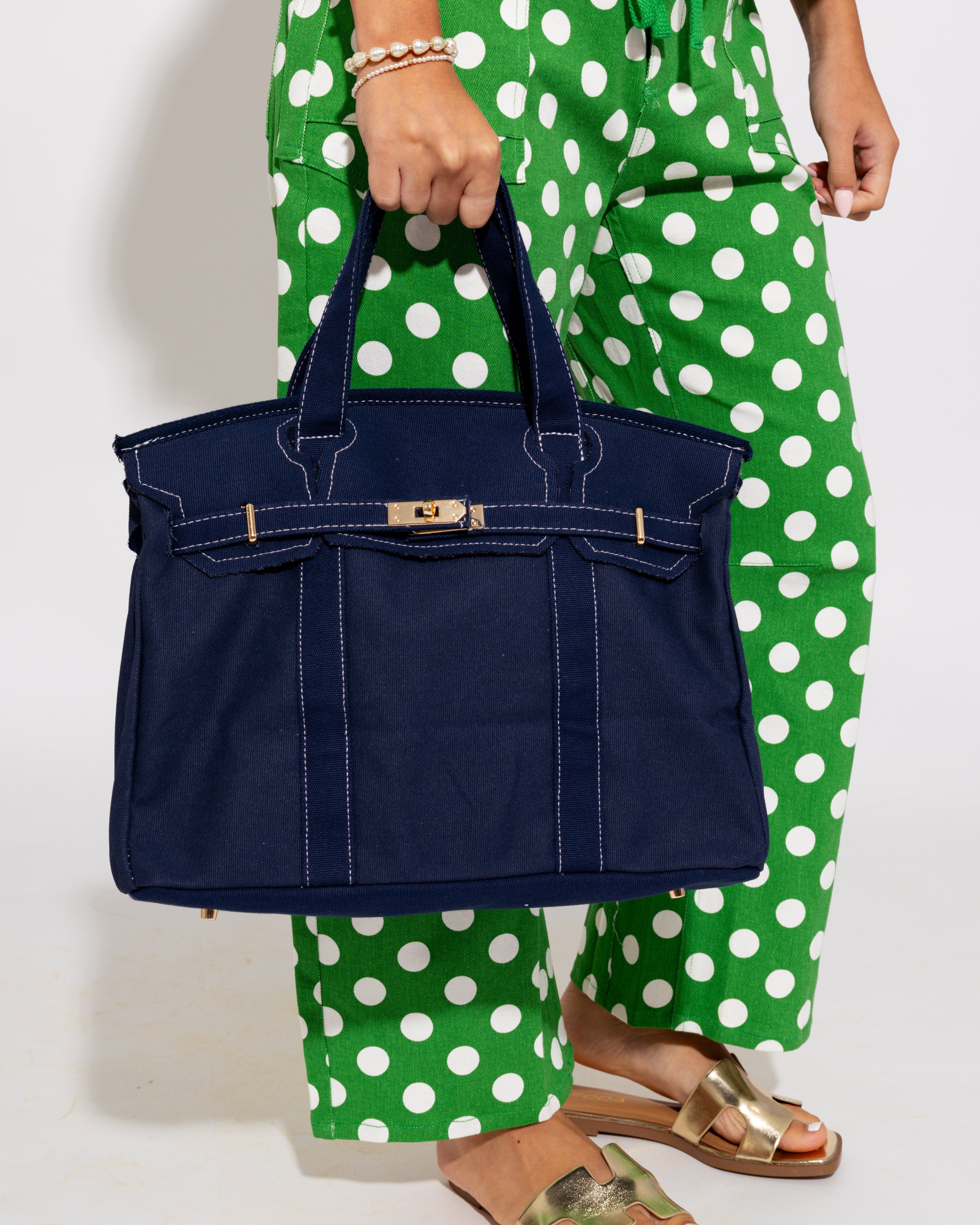 The Everyday Luxe Tote in Navy