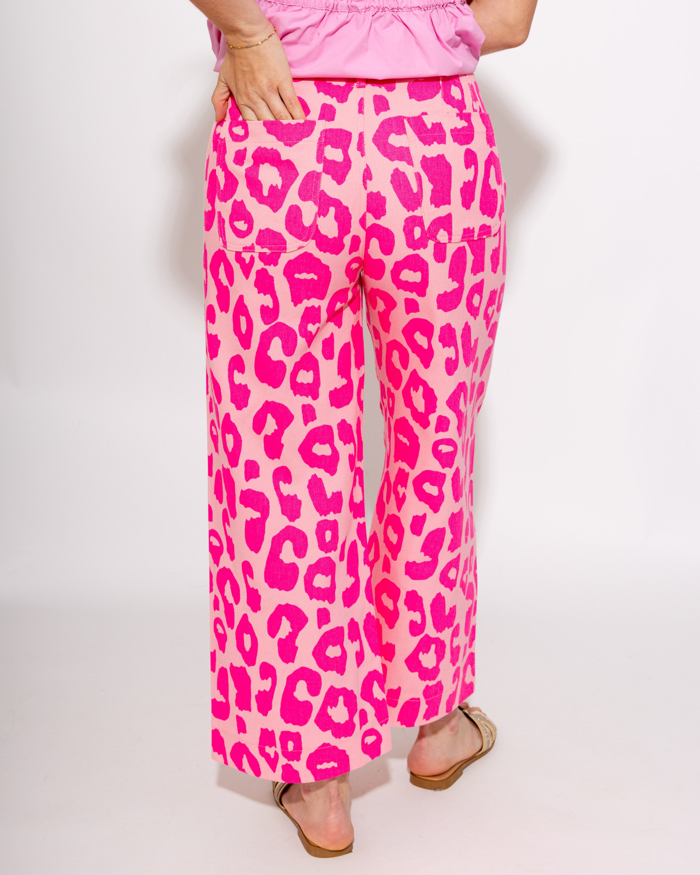 Standout Cropped Leopard Pants in Pink