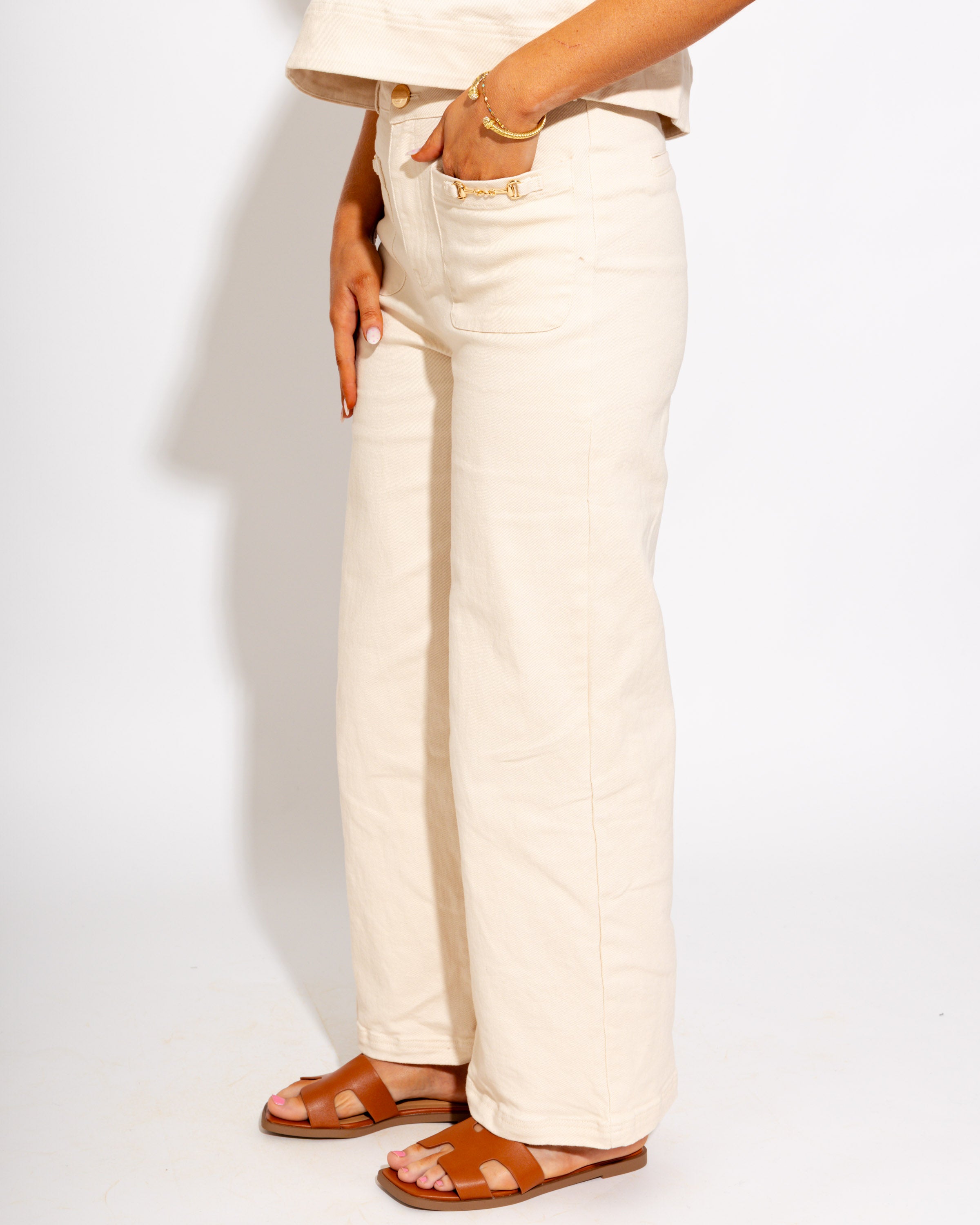 Horsebit Hardware Wide Leg Pants in Ecru