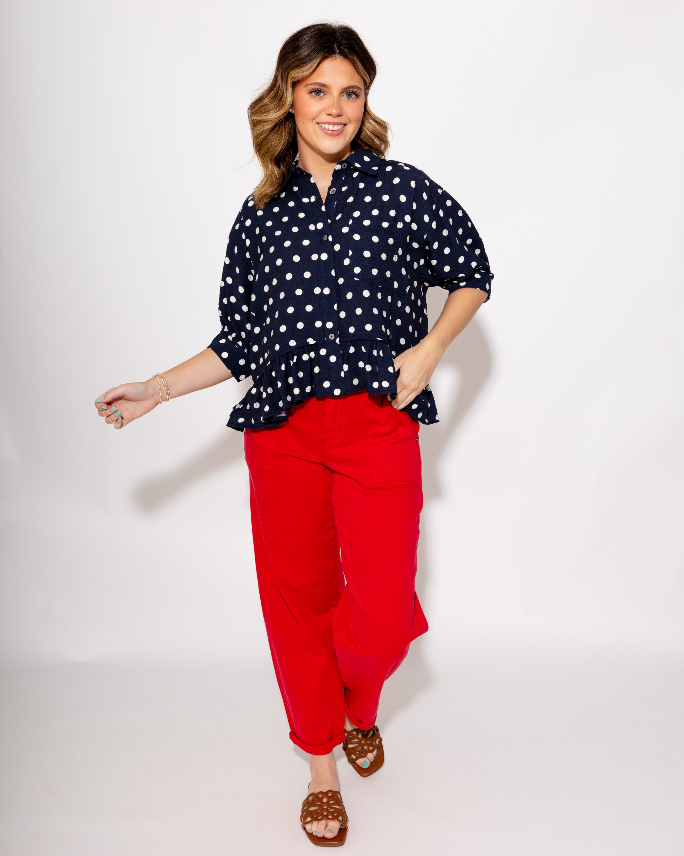 Risen | High Rise Ankle Barrel Pants in Scarlett