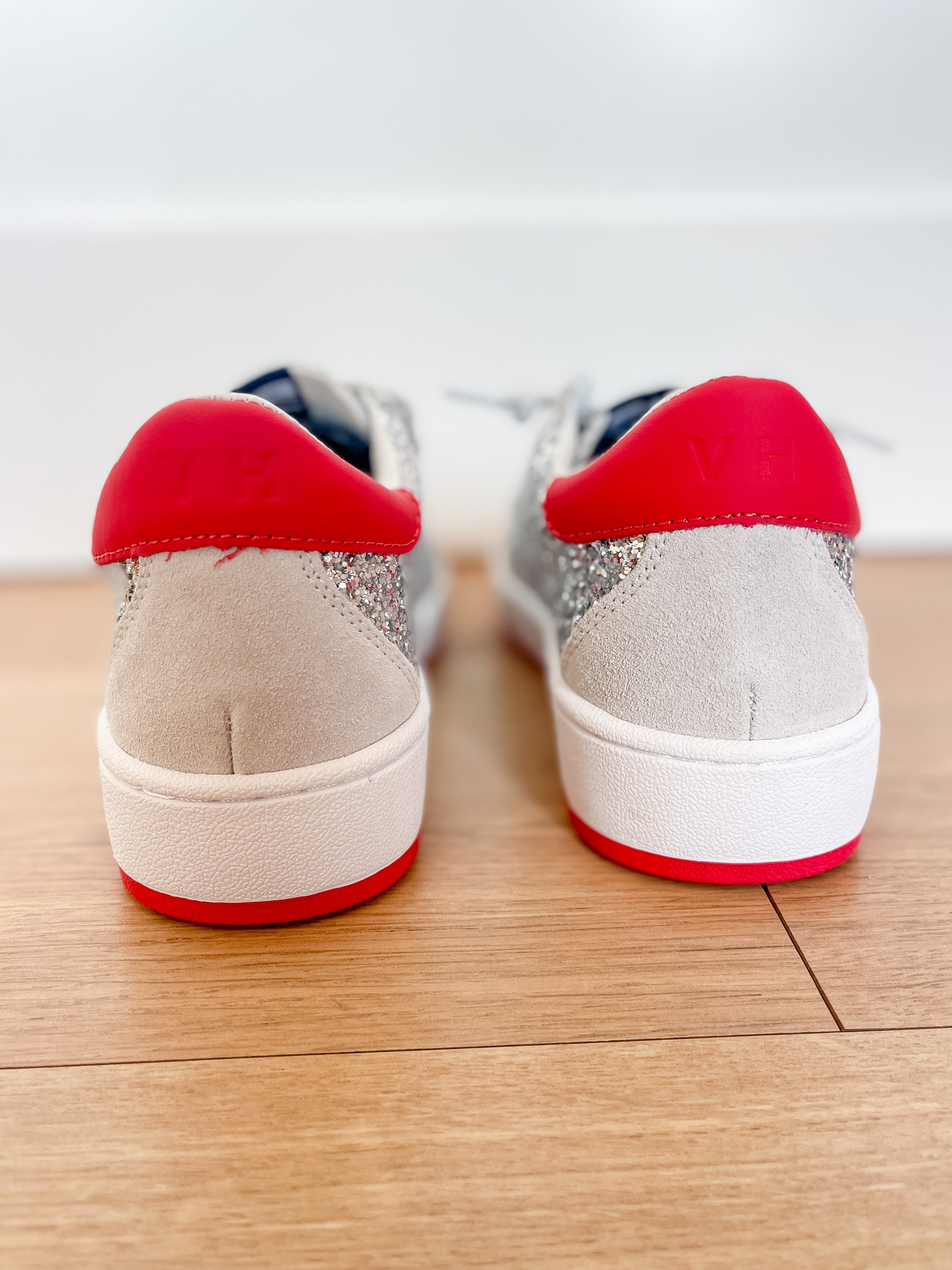 Denisse 18 Silver/Red Sneakers