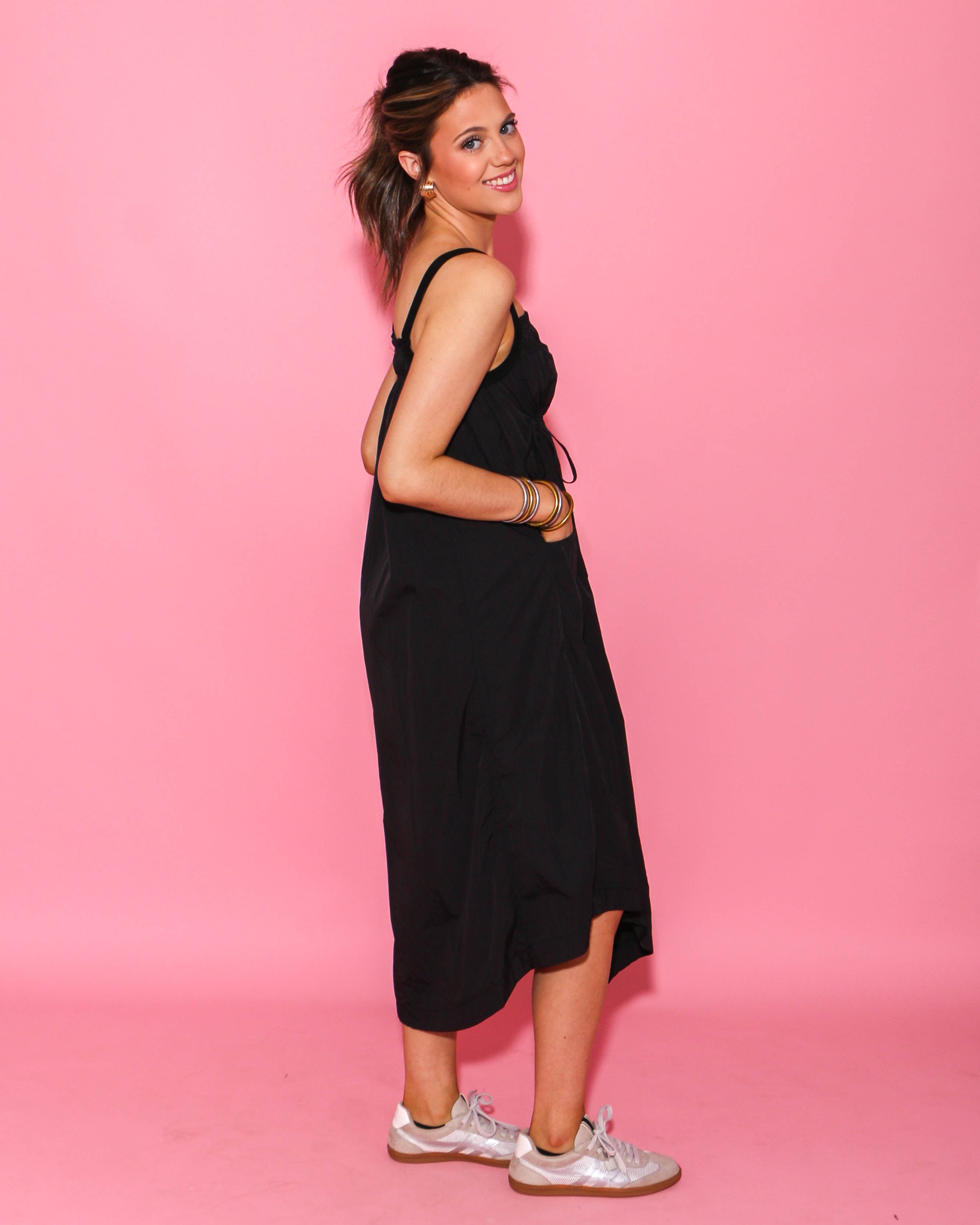 The Effortless Cinch Midi Dress
