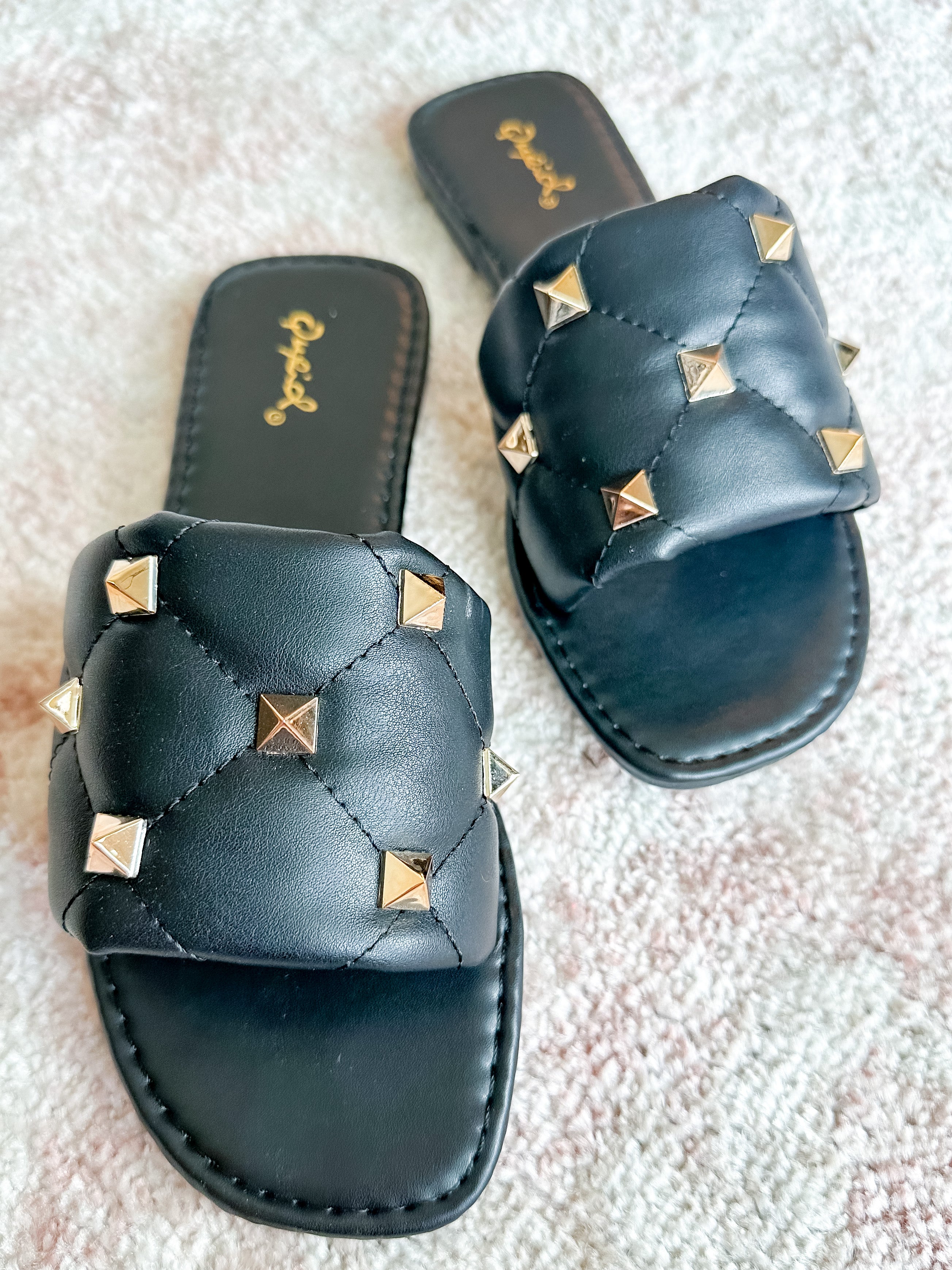 Castle Sandal in Black