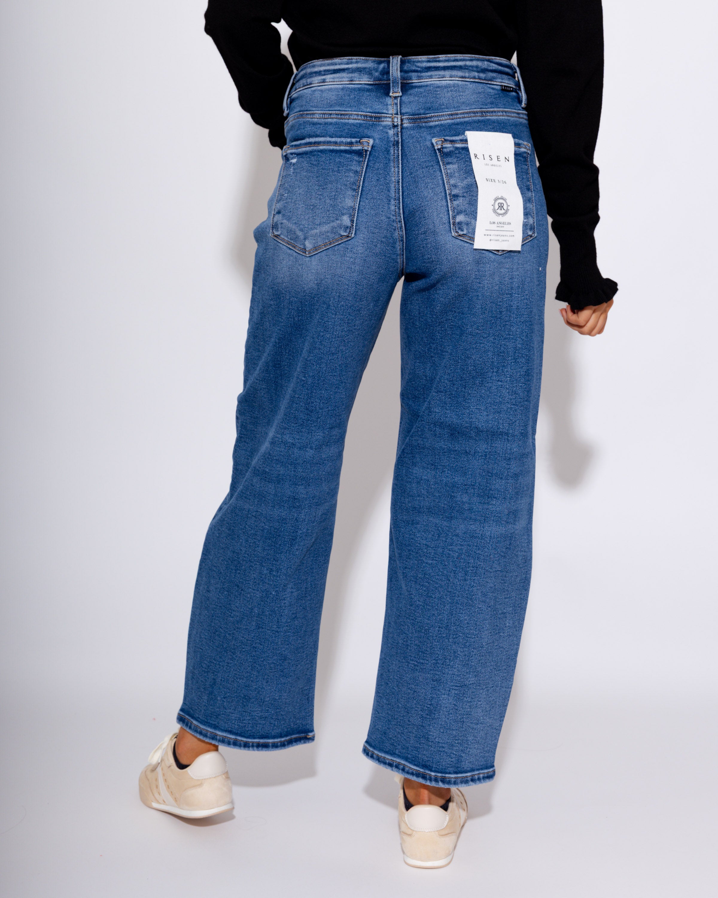 High Rise Crop Barrel Jeans in Medium