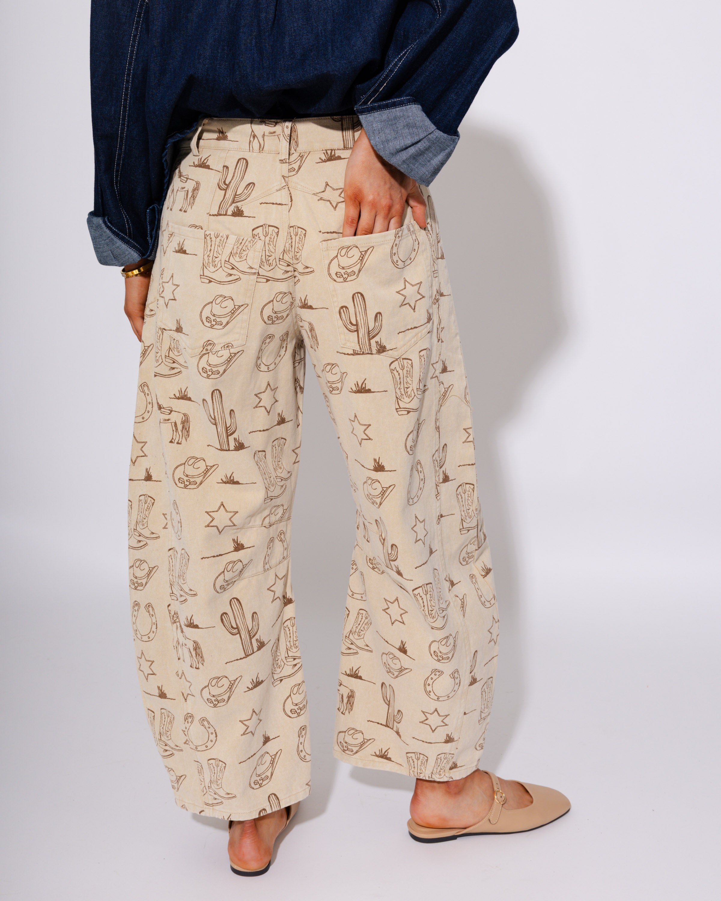 Vintage Wash Western Barrel Jeans