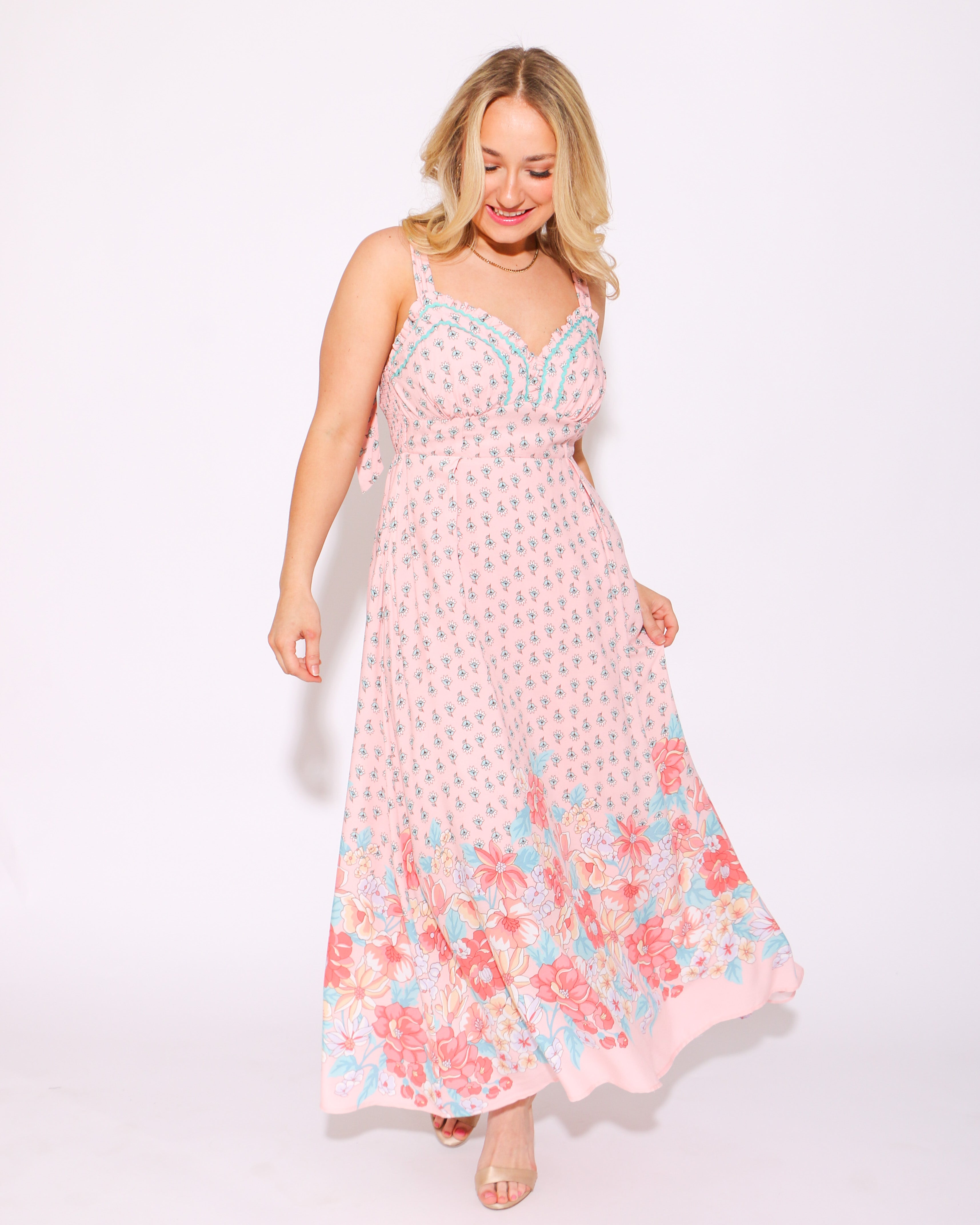 Trimmed in Floral Ric Rac Midi Dress