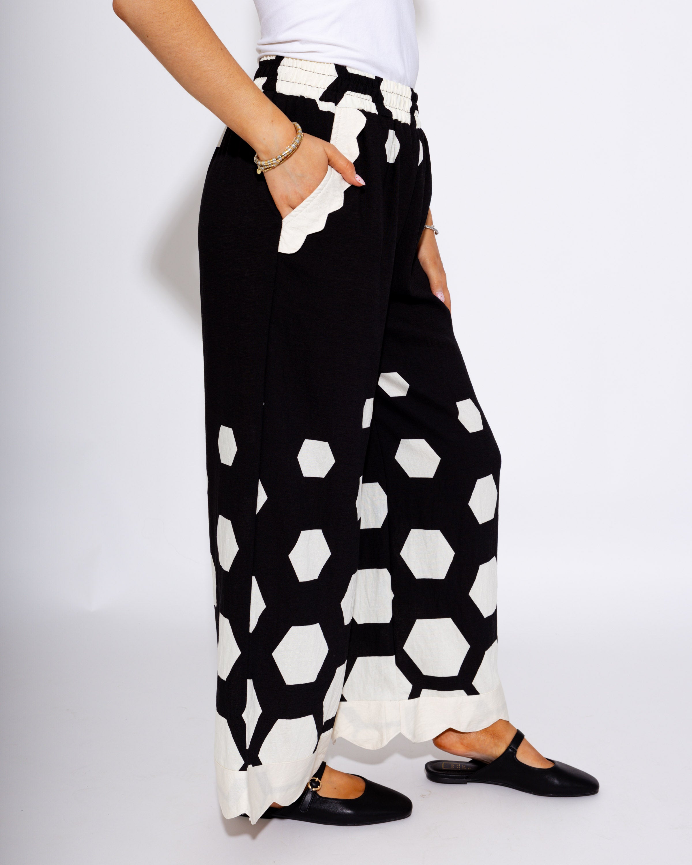 Scalloped Smocked Print Pants