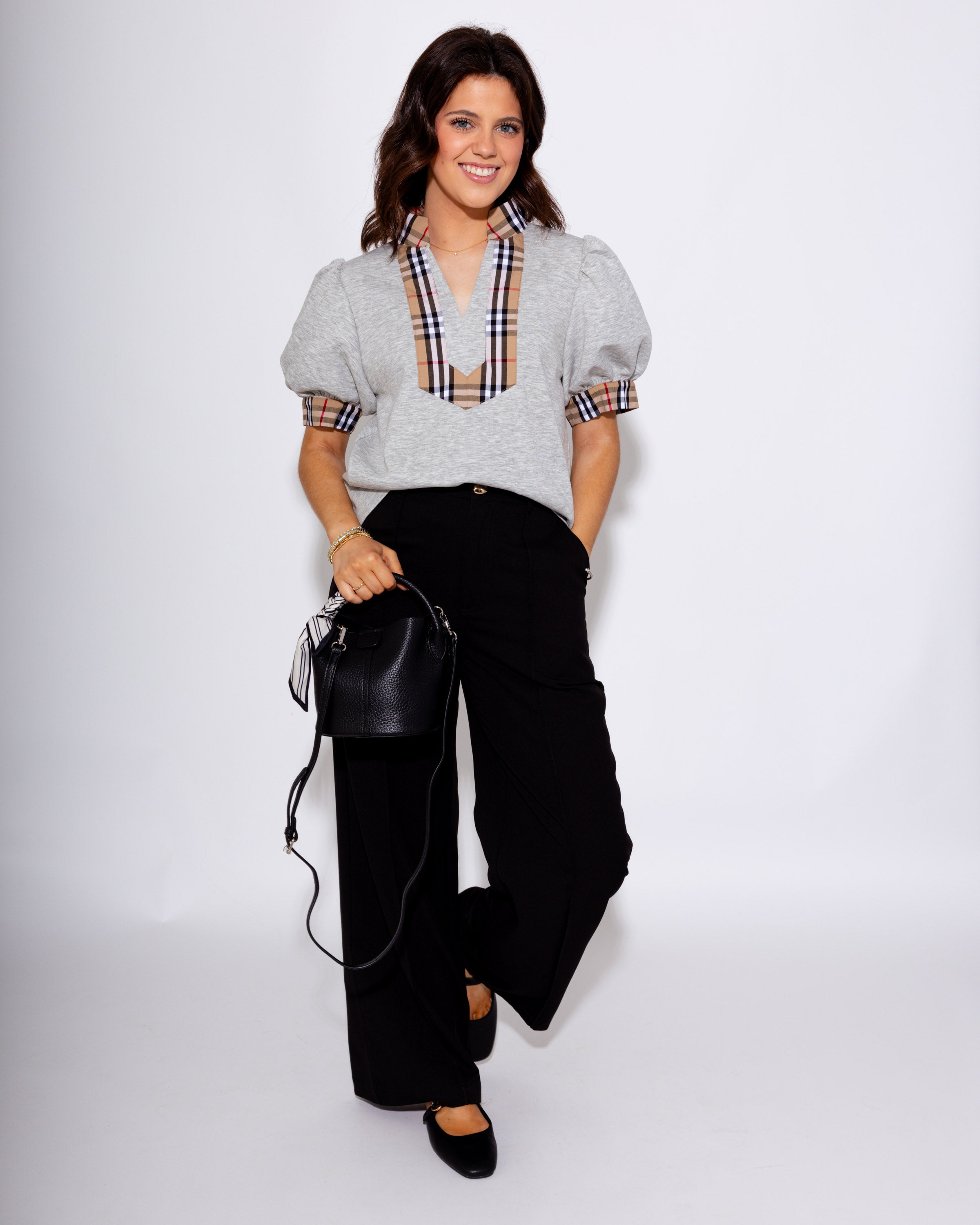 Plaid Contrast Puff Sleeves Top