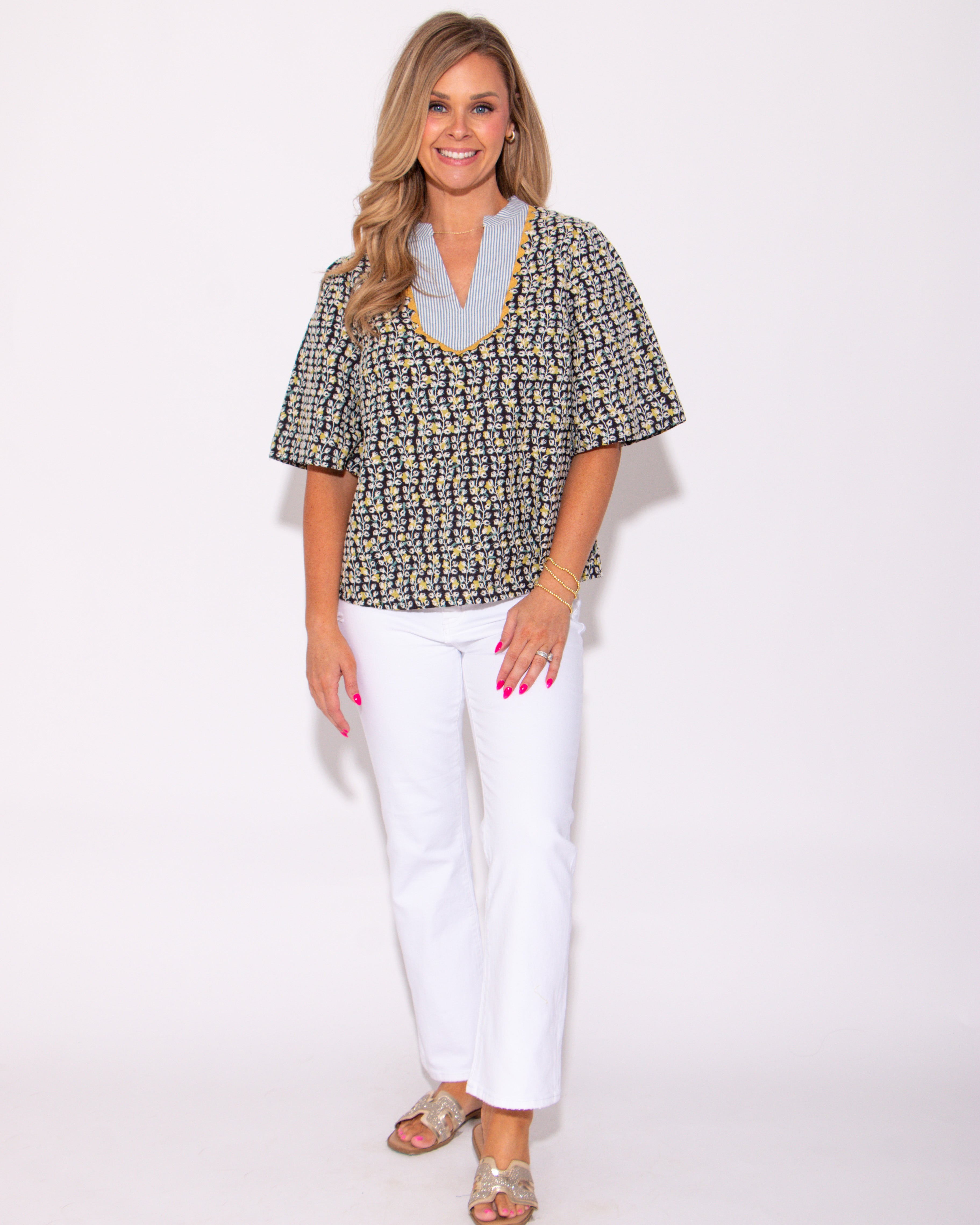 Botanic Line Embroidered Top