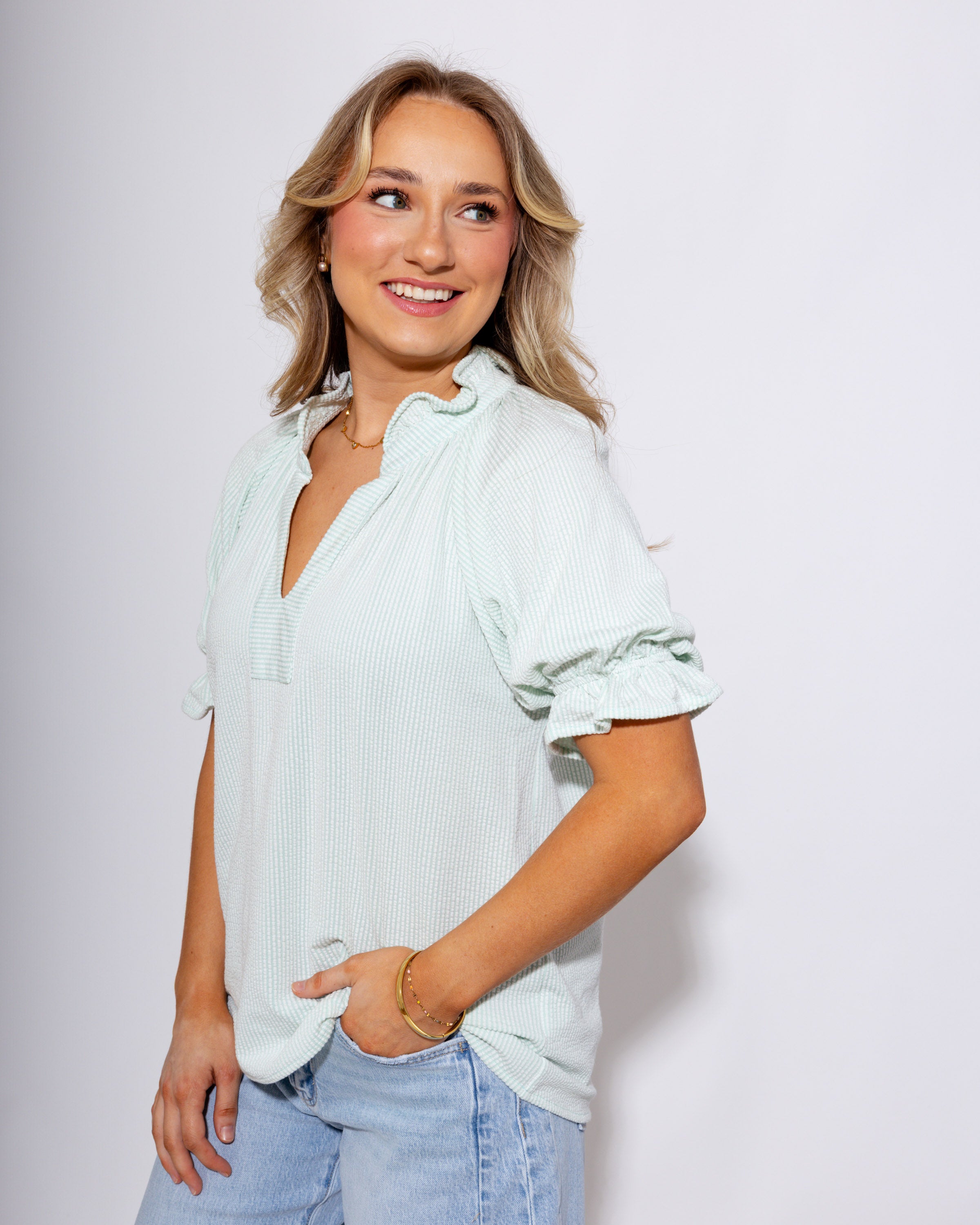 Effortless Puff Sleeve Ruffle Top in Green
