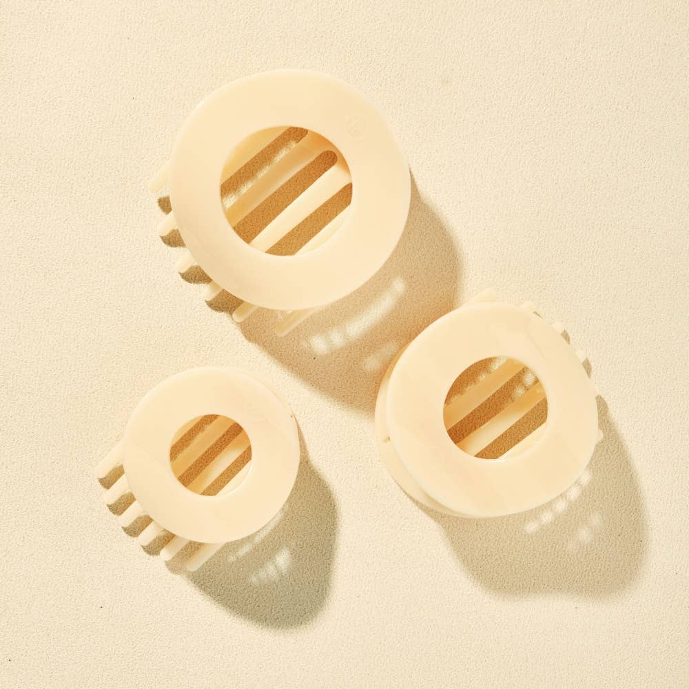 Almond Beige | Small | Flat Circle Hair Clip