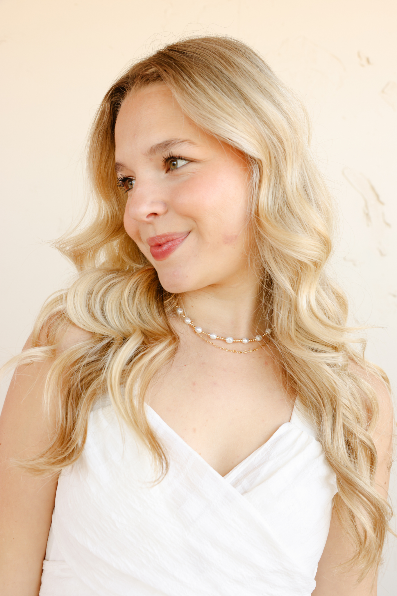 Bri Pearl Necklace in Gold