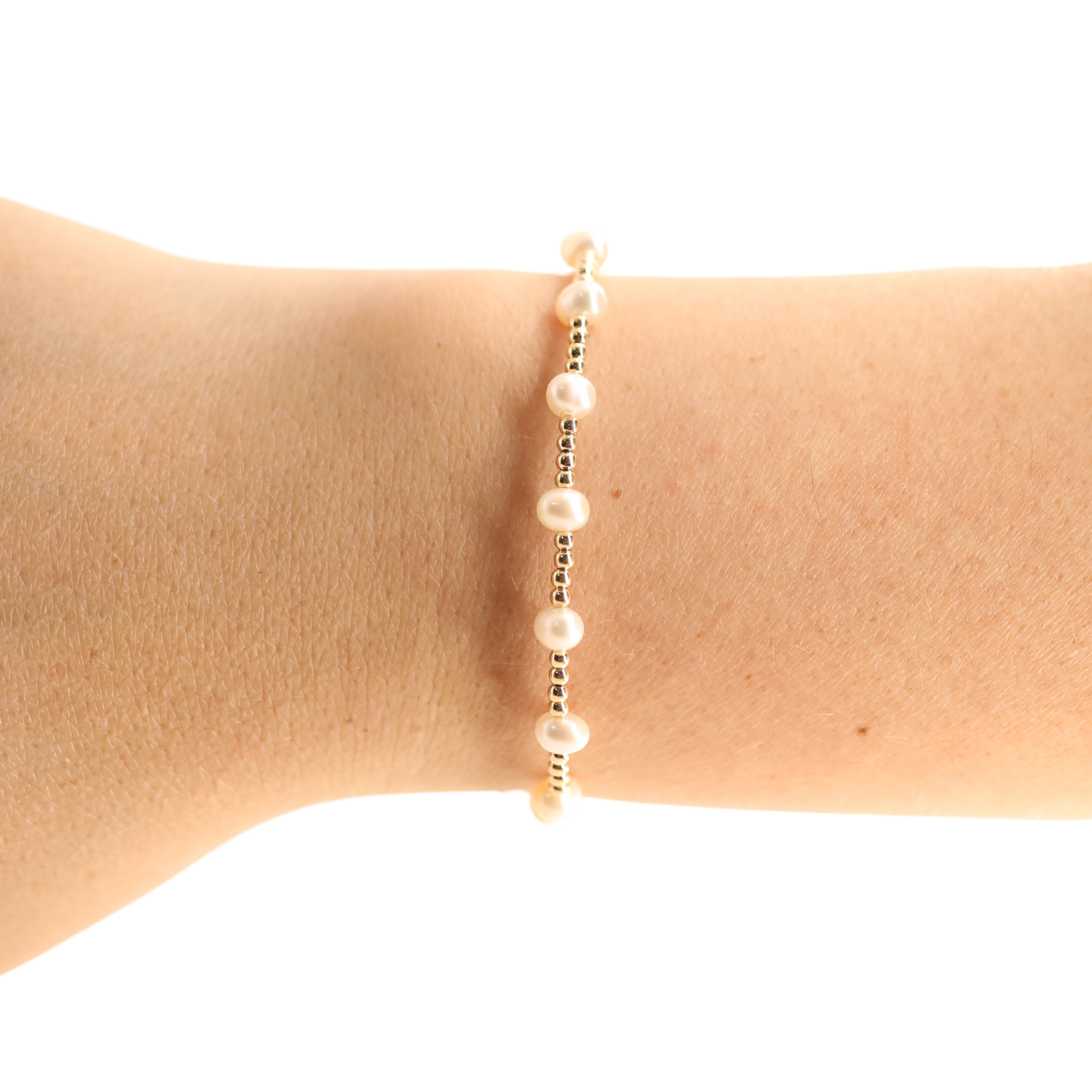 Lolo Pearl Bracelet in Gold