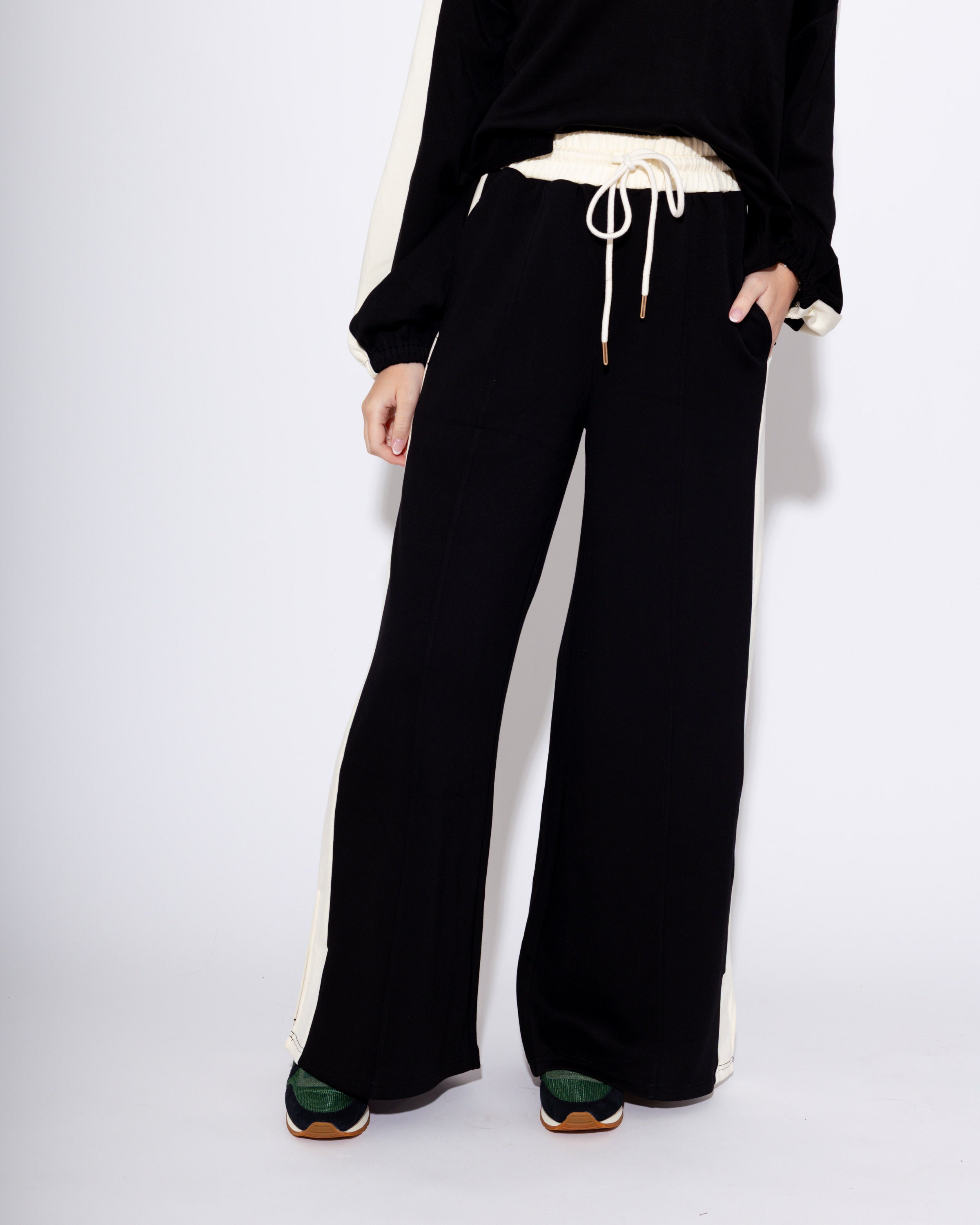 Contrast Stripe Knit Lounge Set