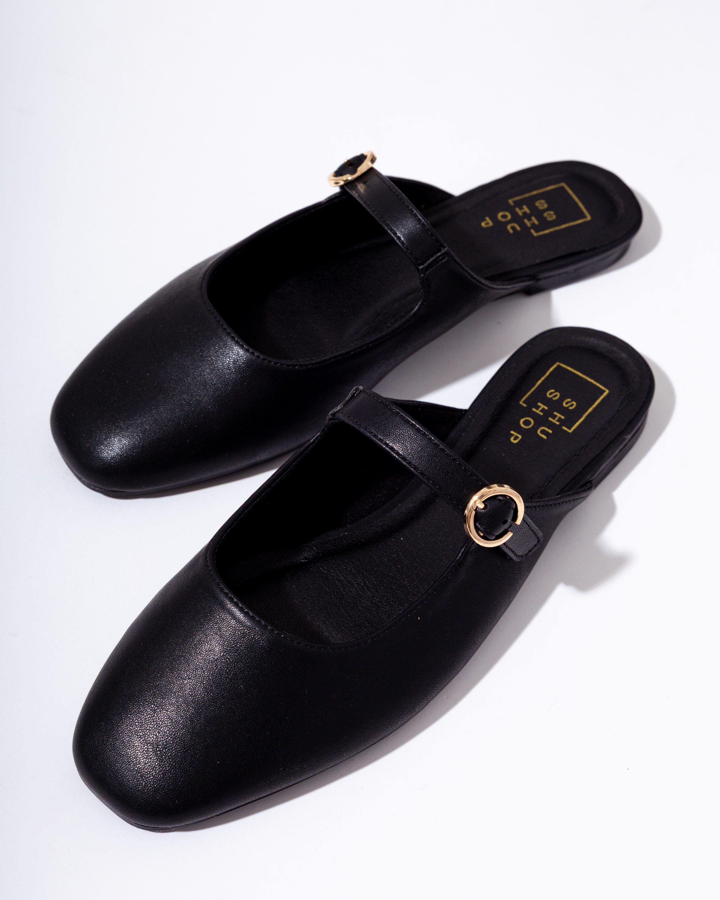 Aidy Slip-on Flats in Black