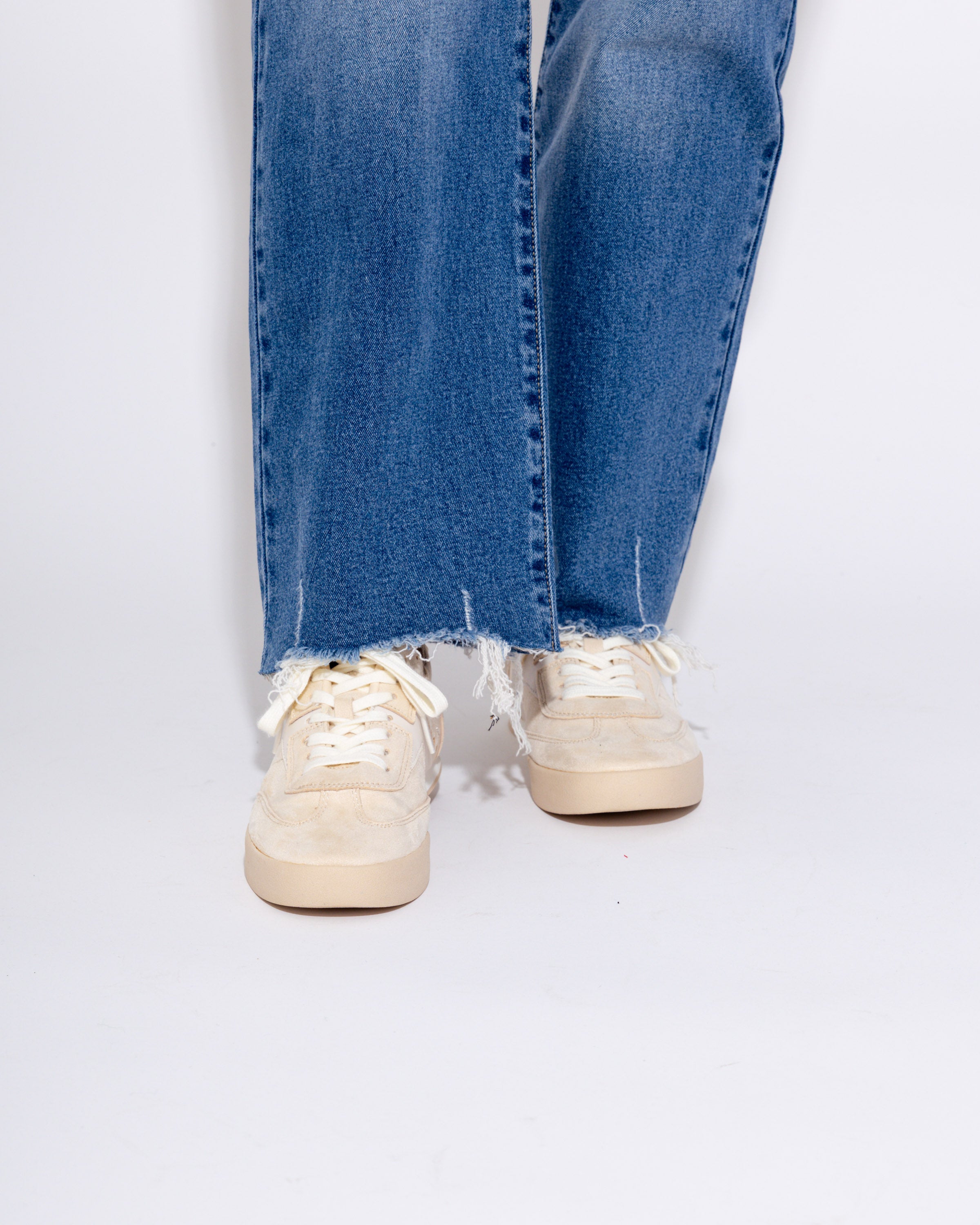 Raven Sneaker in Beige