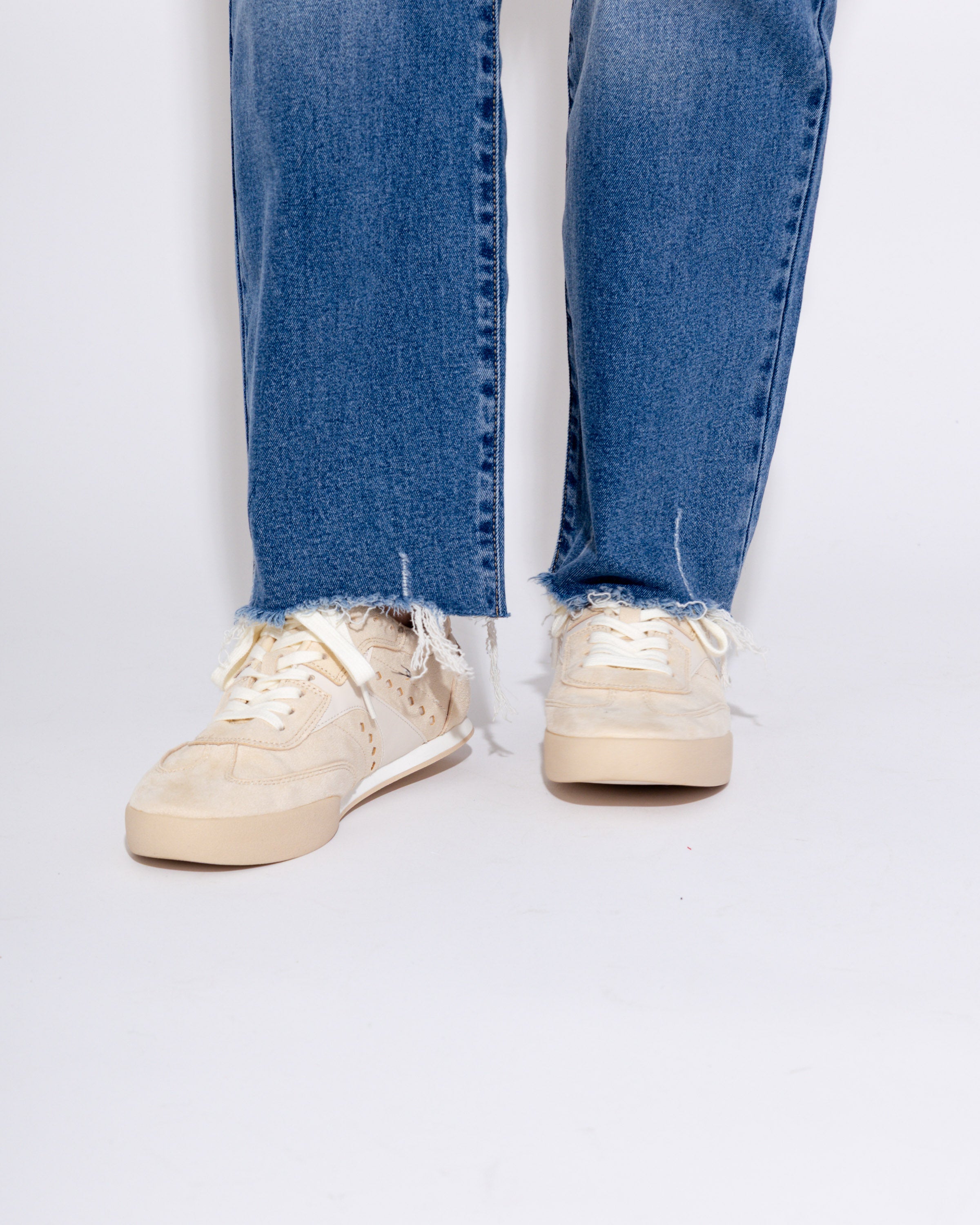 Raven Sneaker in Beige